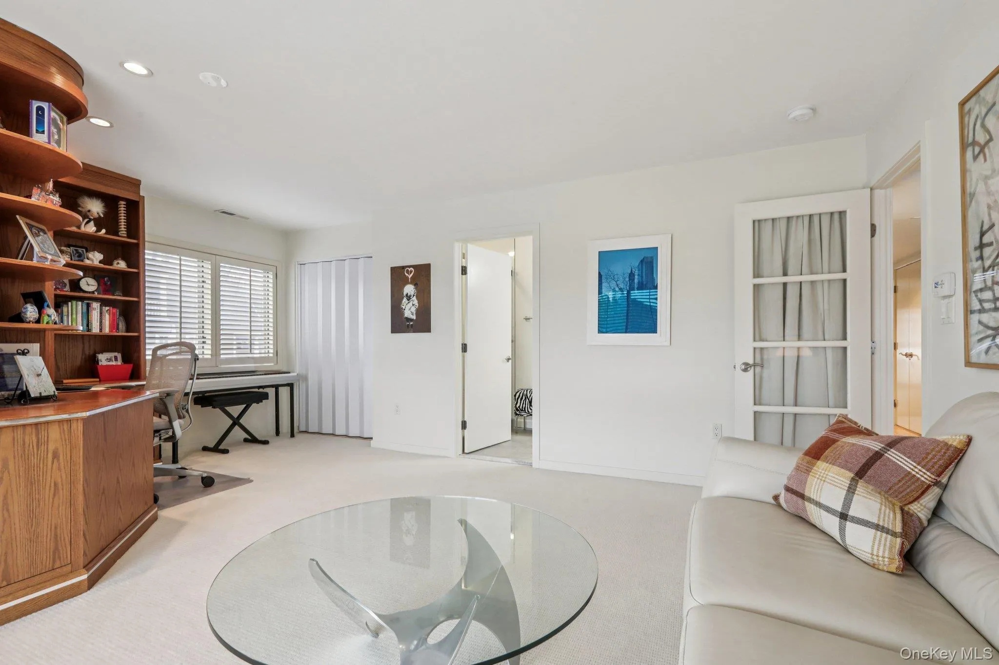 2nd bedroom/office 2nd bedroom/office