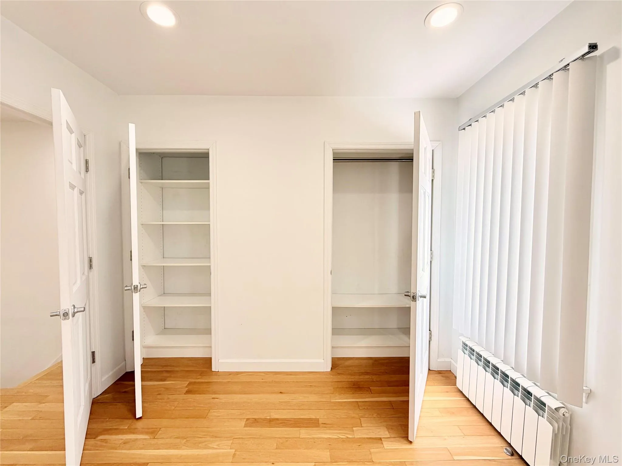 7027 65th Street, New York, NY, 1 Bedroom Bedrooms, 3 Rooms Rooms,1 BathroomBathrooms,Residential Lease,For Rent,65th,0,968829 7027 65th Street, New York, NY, 1 Bedroom Bedrooms, 3 Rooms Rooms,1 BathroomBathrooms,Residential Lease,For Rent,65th,0,968829