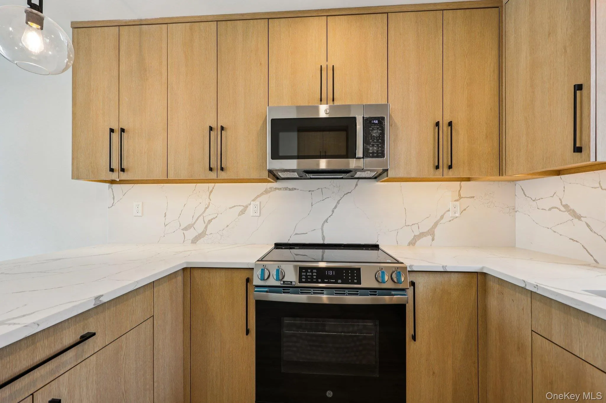 325 Manville, Mount Pleasant, NY, 2 Bedrooms Bedrooms, 4 Rooms Rooms,2 BathroomsBathrooms,Residential Lease,For Rent,Manville,0,968833 325 Manville, Mount Pleasant, NY, 2 Bedrooms Bedrooms, 4 Rooms Rooms,2 BathroomsBathrooms,Residential Lease,For Rent,Manville,0,968833