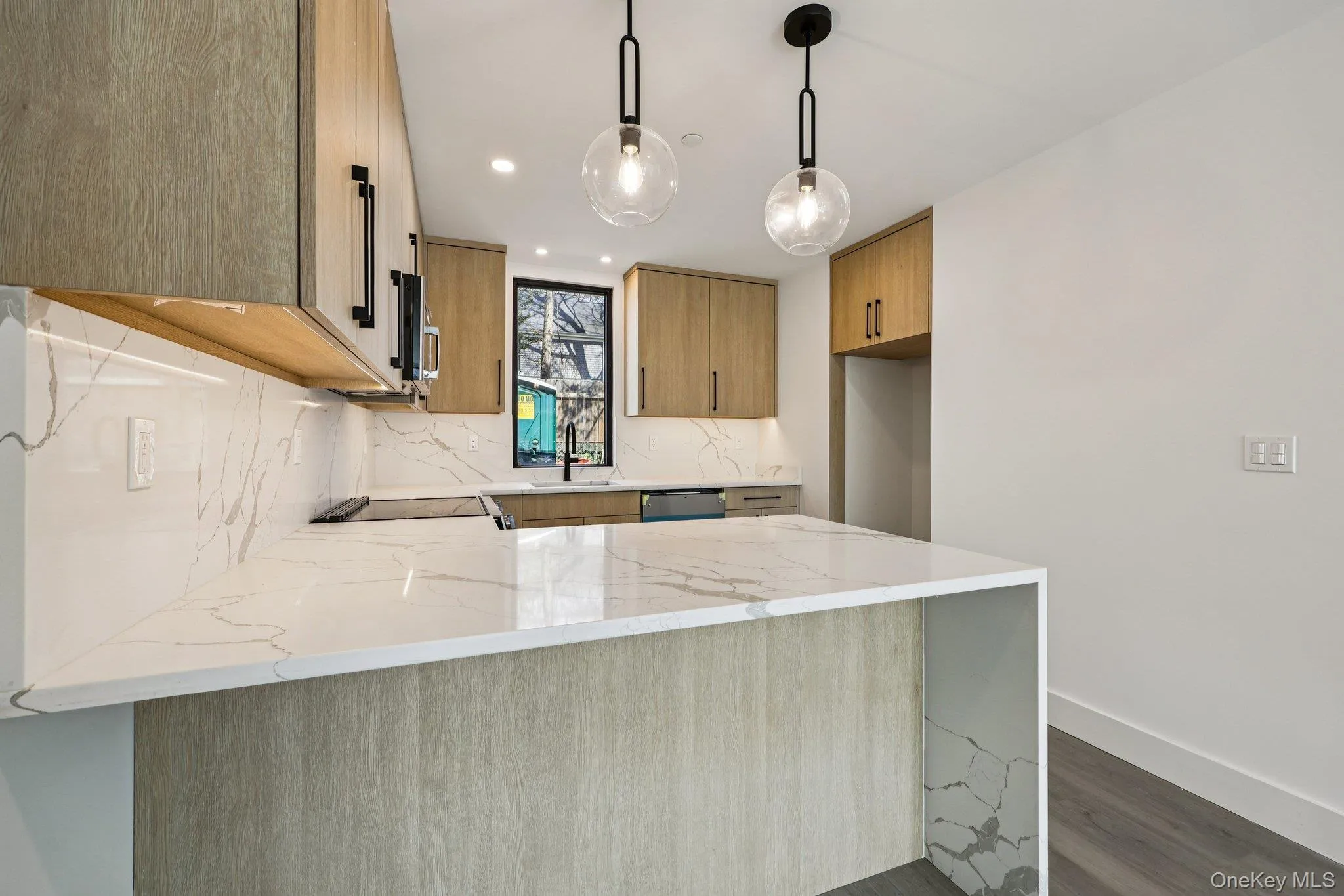 325 Manville Road, Mount Pleasant, NY, 2 Bedrooms Bedrooms, 4 Rooms Rooms,2 BathroomsBathrooms,Residential Lease,For Rent,Manville,0,968837 325 Manville Road, Mount Pleasant, NY, 2 Bedrooms Bedrooms, 4 Rooms Rooms,2 BathroomsBathrooms,Residential Lease,For Rent,Manville,0,968837