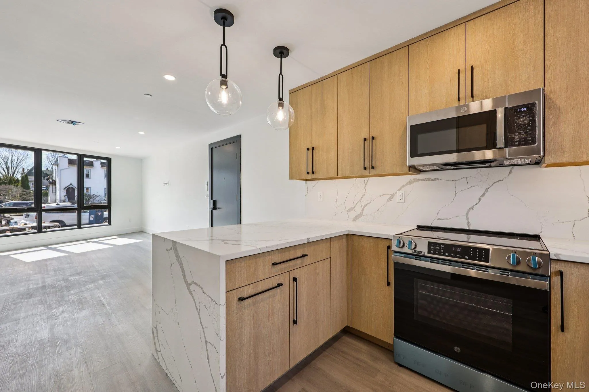 325 Manville Road, Mount Pleasant, NY, 2 Bedrooms Bedrooms, 4 Rooms Rooms,2 BathroomsBathrooms,Residential Lease,For Rent,Manville,0,968837 325 Manville Road, Mount Pleasant, NY, 2 Bedrooms Bedrooms, 4 Rooms Rooms,2 BathroomsBathrooms,Residential Lease,For Rent,Manville,0,968837