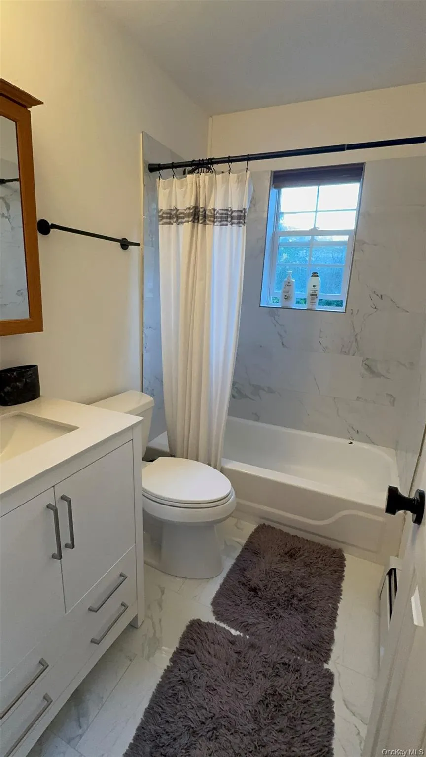 30 Lewis Road, Southampton, NY, 4 Bedrooms Bedrooms, 10 Rooms Rooms,4 BathroomsBathrooms,Residential Lease,For Rent,Lewis,0,968842 30 Lewis Road, Southampton, NY, 4 Bedrooms Bedrooms, 10 Rooms Rooms,4 BathroomsBathrooms,Residential Lease,For Rent,Lewis,0,968842