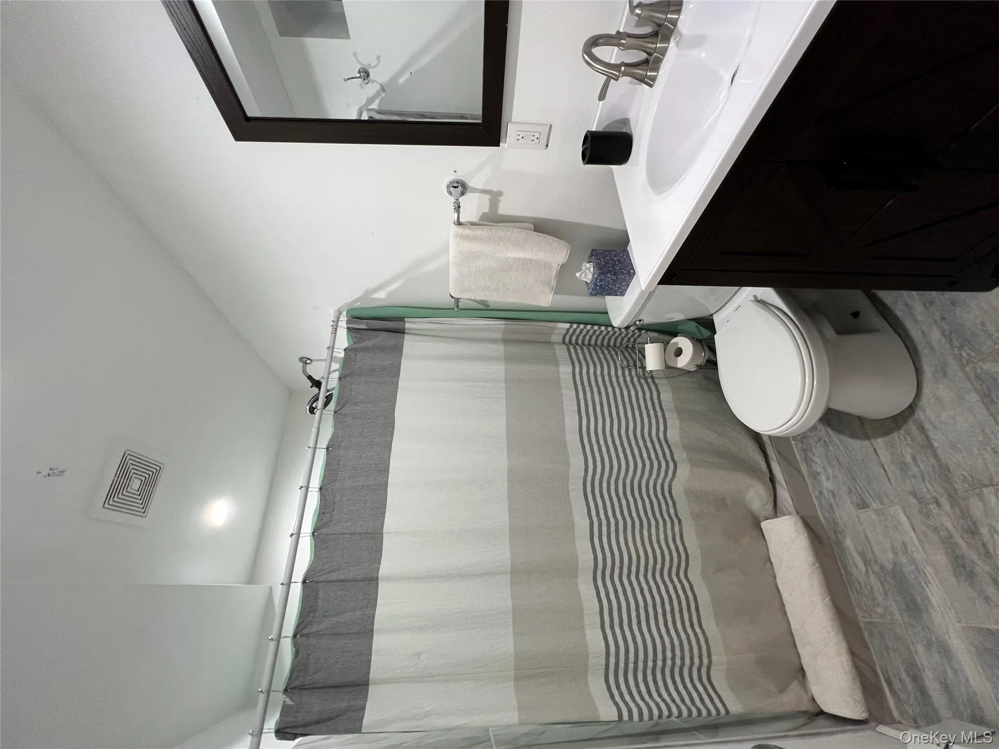 30 Lewis Road, Southampton, NY, 4 Bedrooms Bedrooms, 10 Rooms Rooms,4 BathroomsBathrooms,Residential Lease,For Rent,Lewis,0,968842 30 Lewis Road, Southampton, NY, 4 Bedrooms Bedrooms, 10 Rooms Rooms,4 BathroomsBathrooms,Residential Lease,For Rent,Lewis,0,968842