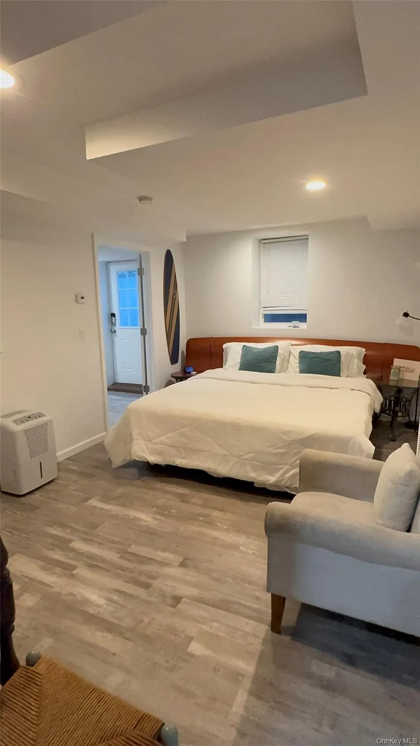 30 Lewis Road, Southampton, NY, 4 Bedrooms Bedrooms, 10 Rooms Rooms,4 BathroomsBathrooms,Residential Lease,For Rent,Lewis,0,968842 30 Lewis Road, Southampton, NY, 4 Bedrooms Bedrooms, 10 Rooms Rooms,4 BathroomsBathrooms,Residential Lease,For Rent,Lewis,0,968842