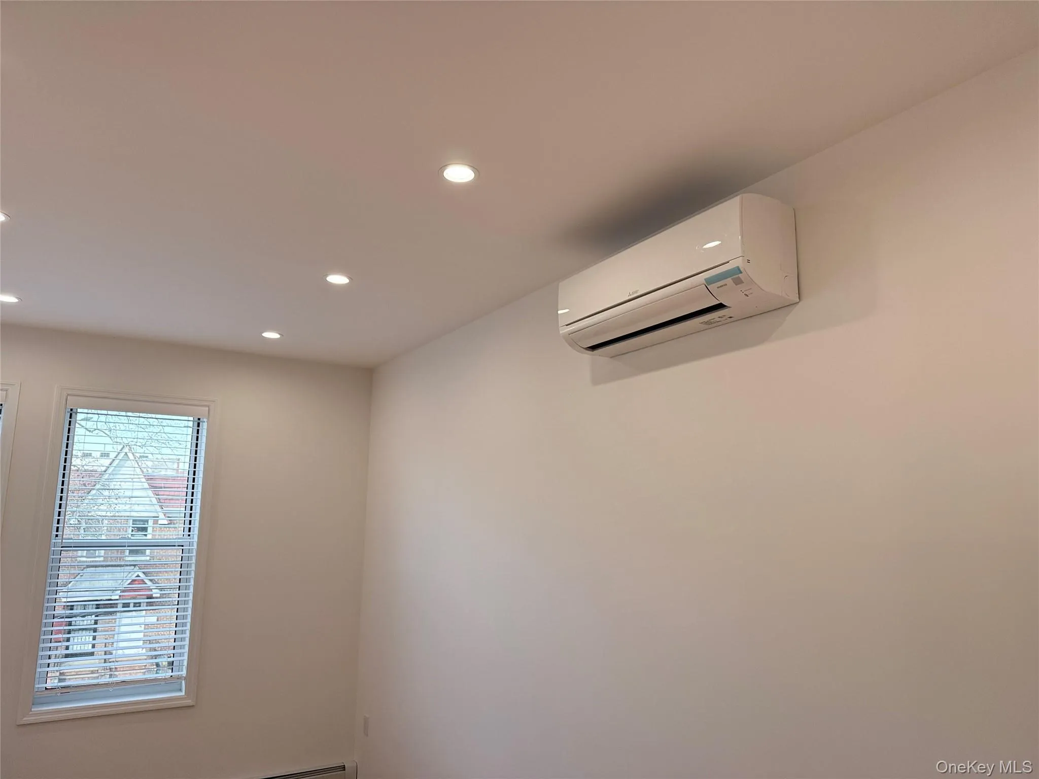 4018 50th Avenue, New York, NY, 3 Bedrooms Bedrooms, 6 Rooms Rooms,1 BathroomBathrooms,Residential Lease,For Rent,50th,0,968844 4018 50th Avenue, New York, NY, 3 Bedrooms Bedrooms, 6 Rooms Rooms,1 BathroomBathrooms,Residential Lease,For Rent,50th,0,968844