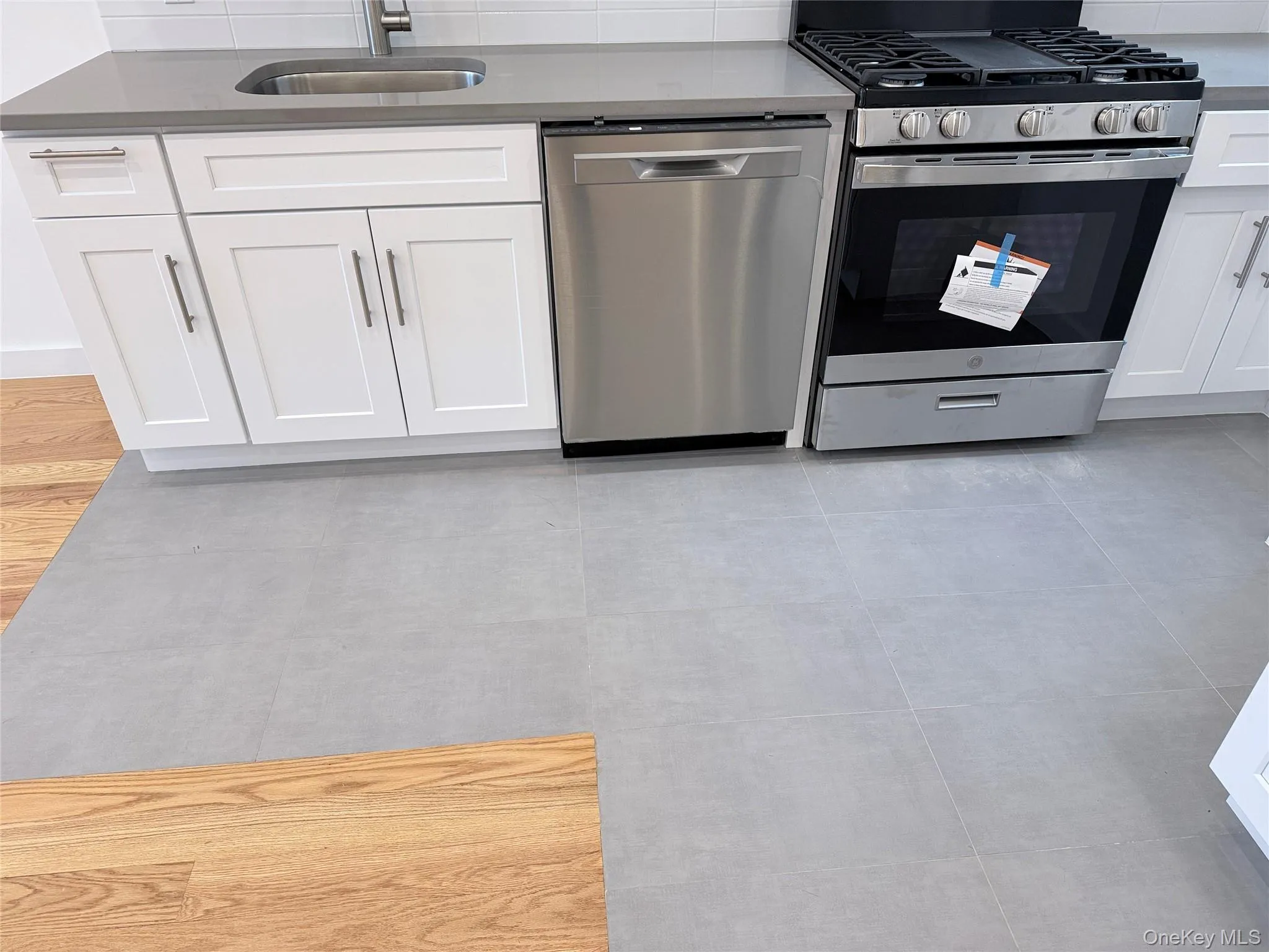 4018 50th Avenue, New York, NY, 3 Bedrooms Bedrooms, 6 Rooms Rooms,1 BathroomBathrooms,Residential Lease,For Rent,50th,0,968844 4018 50th Avenue, New York, NY, 3 Bedrooms Bedrooms, 6 Rooms Rooms,1 BathroomBathrooms,Residential Lease,For Rent,50th,0,968844