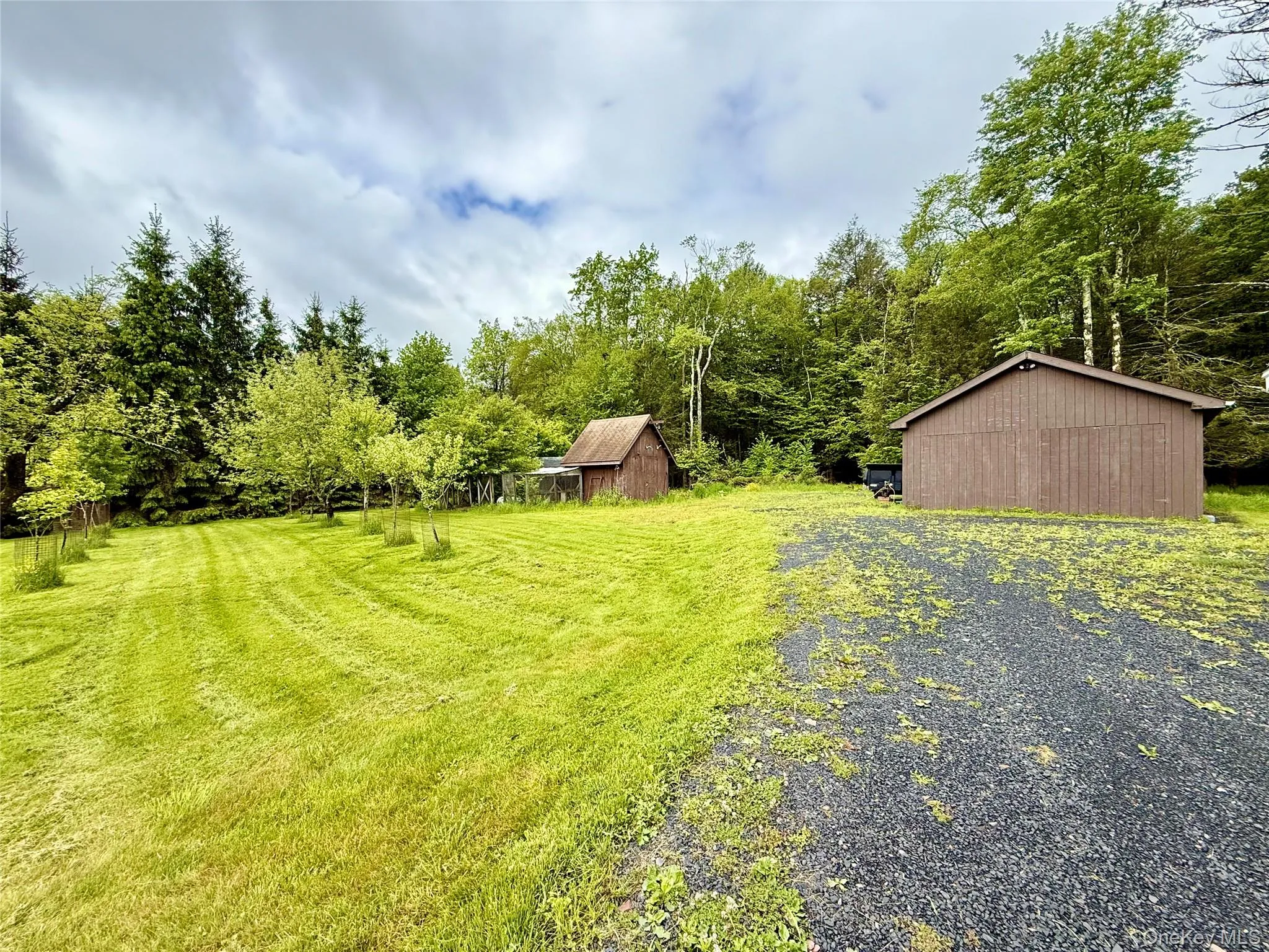 38 Moscoe Road, Bethel, NY, 4 Bedrooms Bedrooms, 8 Rooms Rooms,2 BathroomsBathrooms,Residential,For Rent,Moscoe,0,968845 38 Moscoe Road, Bethel, NY, 4 Bedrooms Bedrooms, 8 Rooms Rooms,2 BathroomsBathrooms,Residential,For Rent,Moscoe,0,968845