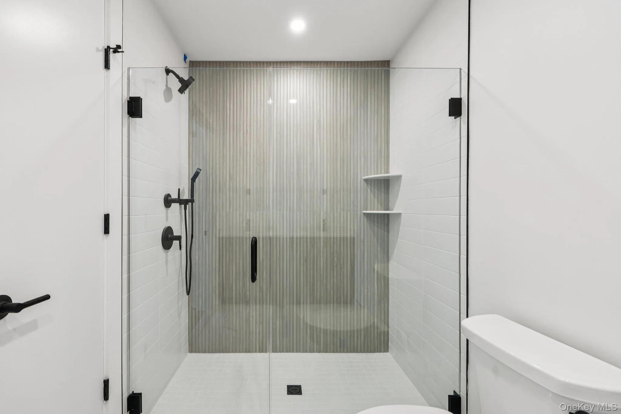 325 Manville Road, Mount Pleasant, NY, 2 Bedrooms Bedrooms, 4 Rooms Rooms,2 BathroomsBathrooms,Residential Lease,For Rent,Manville,0,968846 325 Manville Road, Mount Pleasant, NY, 2 Bedrooms Bedrooms, 4 Rooms Rooms,2 BathroomsBathrooms,Residential Lease,For Rent,Manville,0,968846