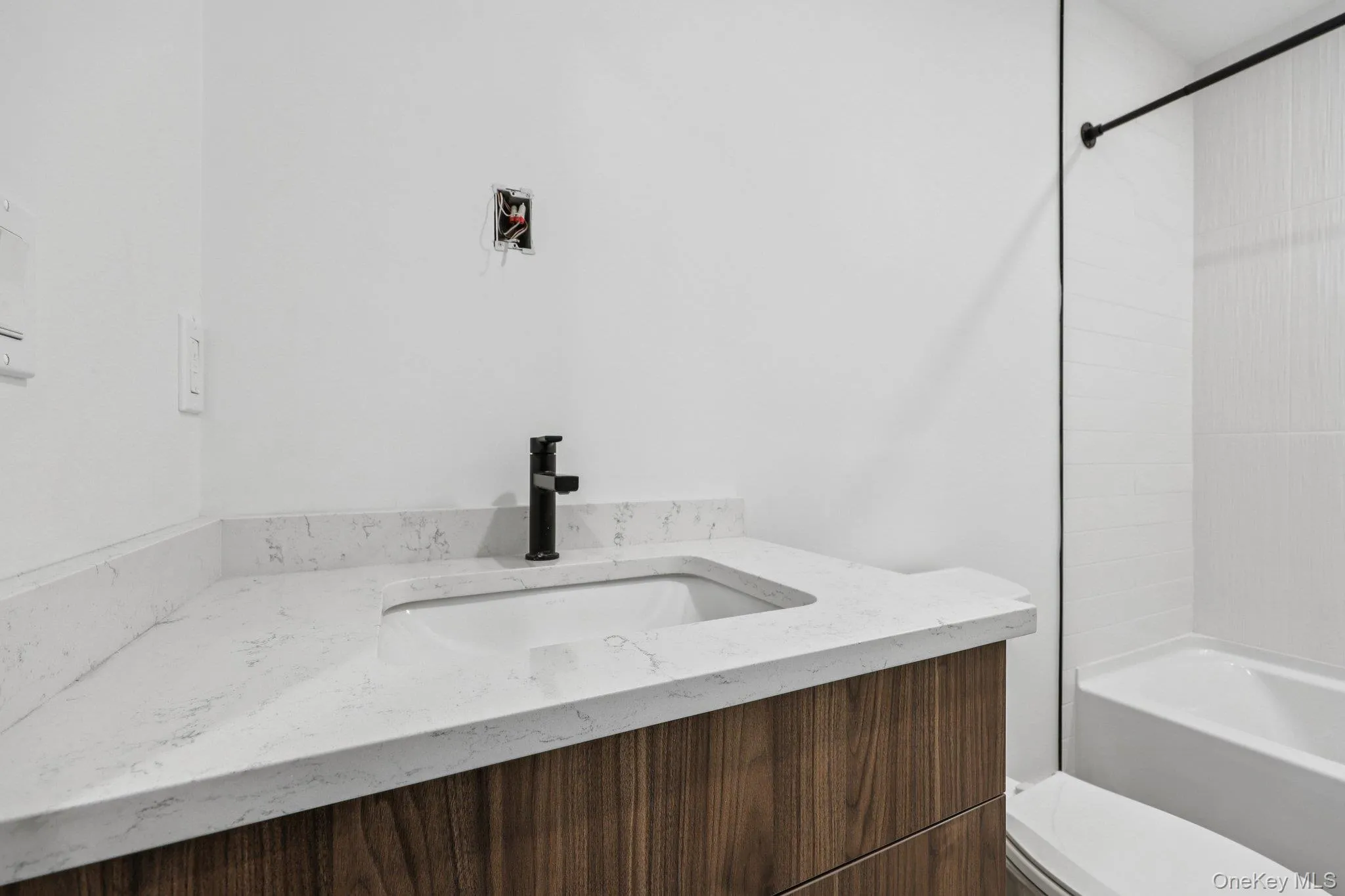 325 Manville Road, Mount Pleasant, NY, 2 Bedrooms Bedrooms, 4 Rooms Rooms,2 BathroomsBathrooms,Residential Lease,For Rent,Manville,0,968846 325 Manville Road, Mount Pleasant, NY, 2 Bedrooms Bedrooms, 4 Rooms Rooms,2 BathroomsBathrooms,Residential Lease,For Rent,Manville,0,968846