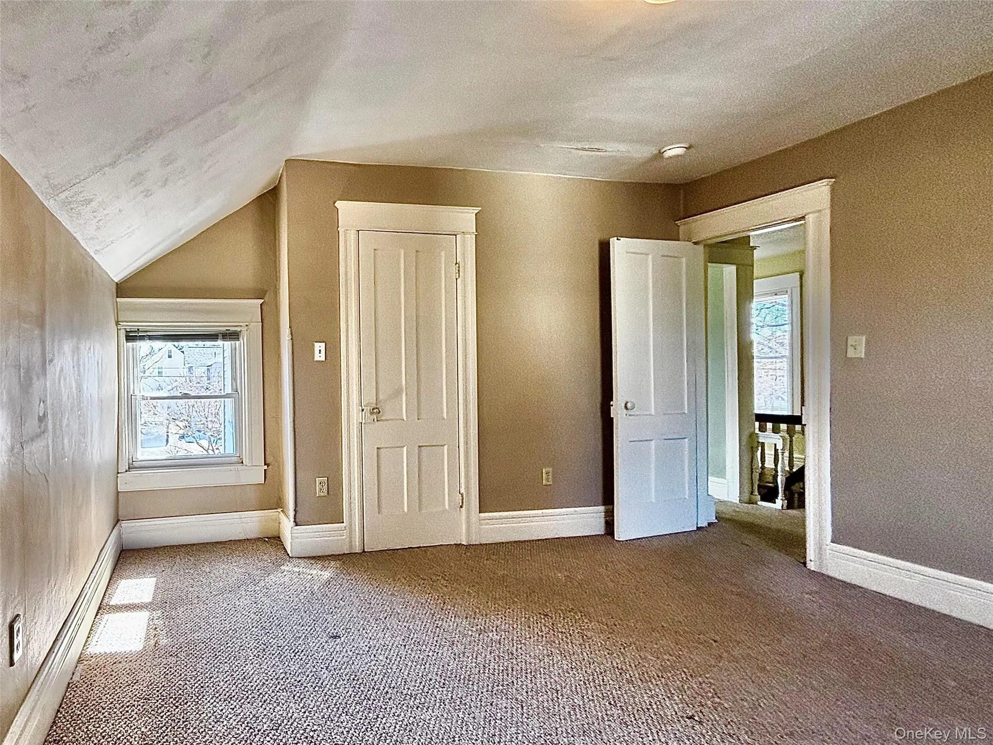 9 Parker Avenue, Hyde Park, NY, 1 Bedroom Bedrooms, 3 Rooms Rooms,1 BathroomBathrooms,Residential Lease,For Rent,Parker,0,968857 9 Parker Avenue, Hyde Park, NY, 1 Bedroom Bedrooms, 3 Rooms Rooms,1 BathroomBathrooms,Residential Lease,For Rent,Parker,0,968857