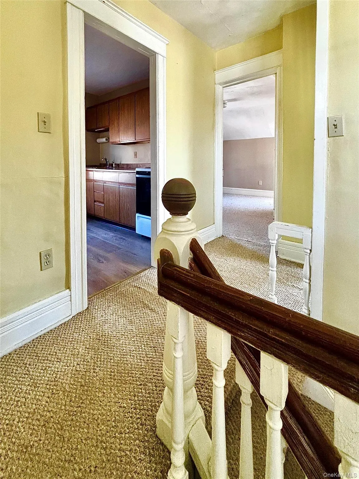 9 Parker Avenue, Hyde Park, NY, 1 Bedroom Bedrooms, 3 Rooms Rooms,1 BathroomBathrooms,Residential Lease,For Rent,Parker,0,968857 9 Parker Avenue, Hyde Park, NY, 1 Bedroom Bedrooms, 3 Rooms Rooms,1 BathroomBathrooms,Residential Lease,For Rent,Parker,0,968857