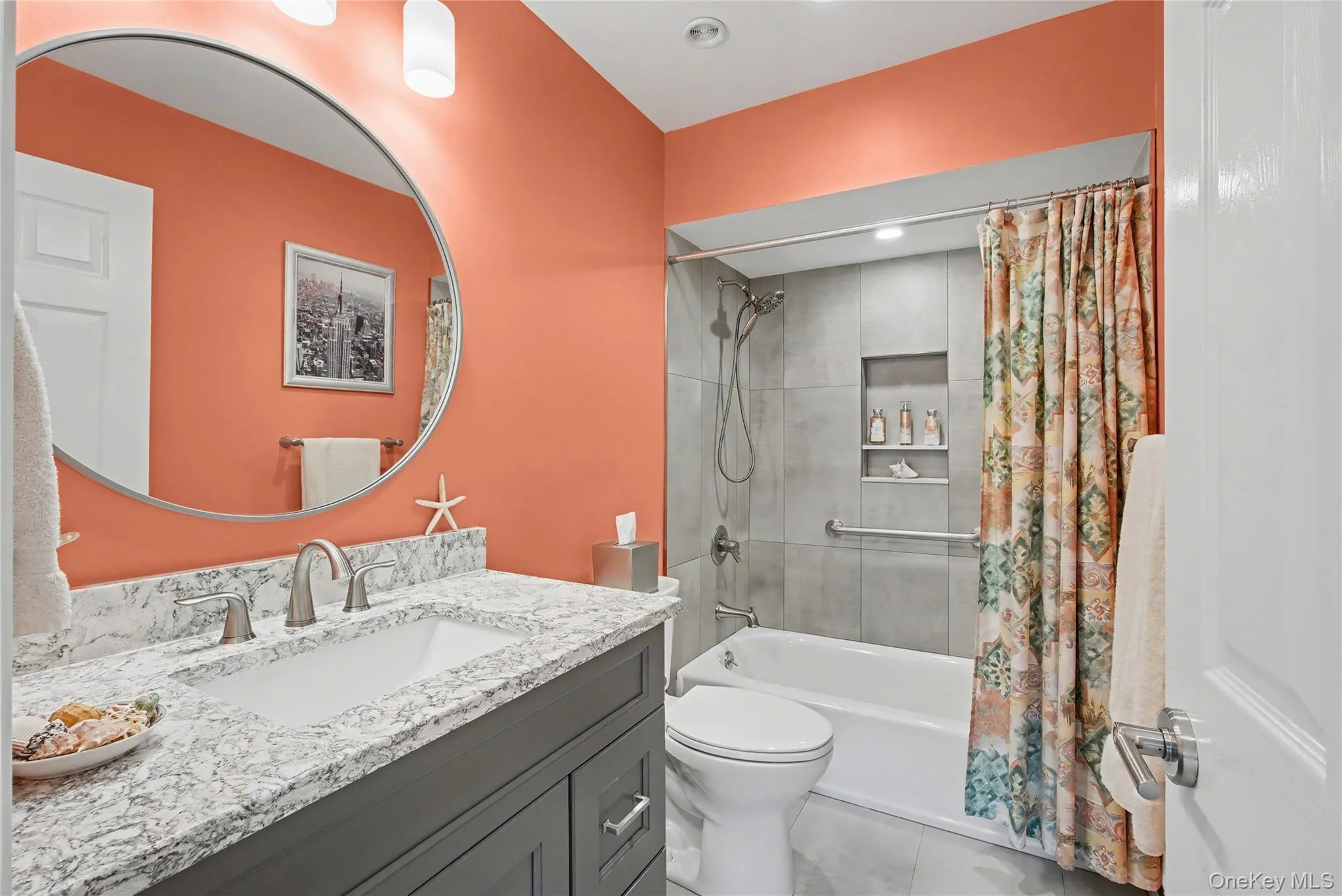 Guest Bathroom Guest Bathroom
