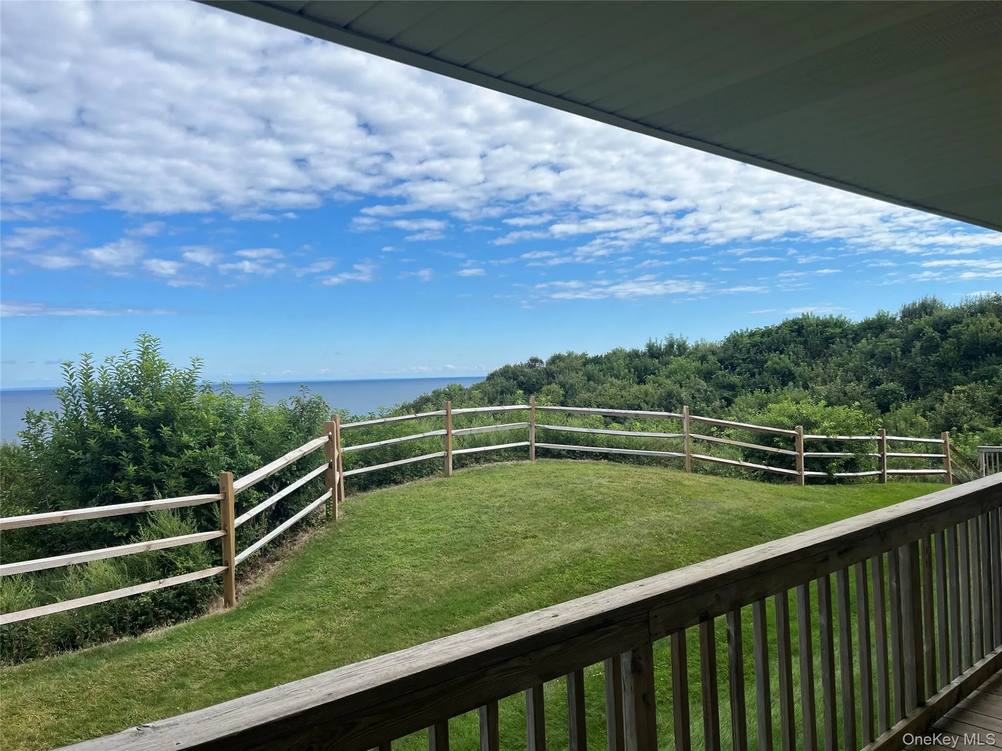 805 Bluffs Drive, Riverhead, NY, 2 Bedrooms Bedrooms, 5 Rooms Rooms,2 BathroomsBathrooms,Residential,For Rent,Bluffs,0,968860 805 Bluffs Drive, Riverhead, NY, 2 Bedrooms Bedrooms, 5 Rooms Rooms,2 BathroomsBathrooms,Residential,For Rent,Bluffs,0,968860