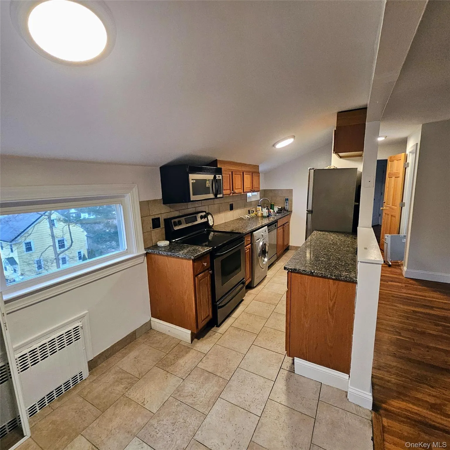 218 Warren Avenue, Mamaroneck, NY, 2 Bedrooms Bedrooms, 5 Rooms Rooms,1 BathroomBathrooms,Residential Lease,For Rent,Warren,0,968872 218 Warren Avenue, Mamaroneck, NY, 2 Bedrooms Bedrooms, 5 Rooms Rooms,1 BathroomBathrooms,Residential Lease,For Rent,Warren,0,968872