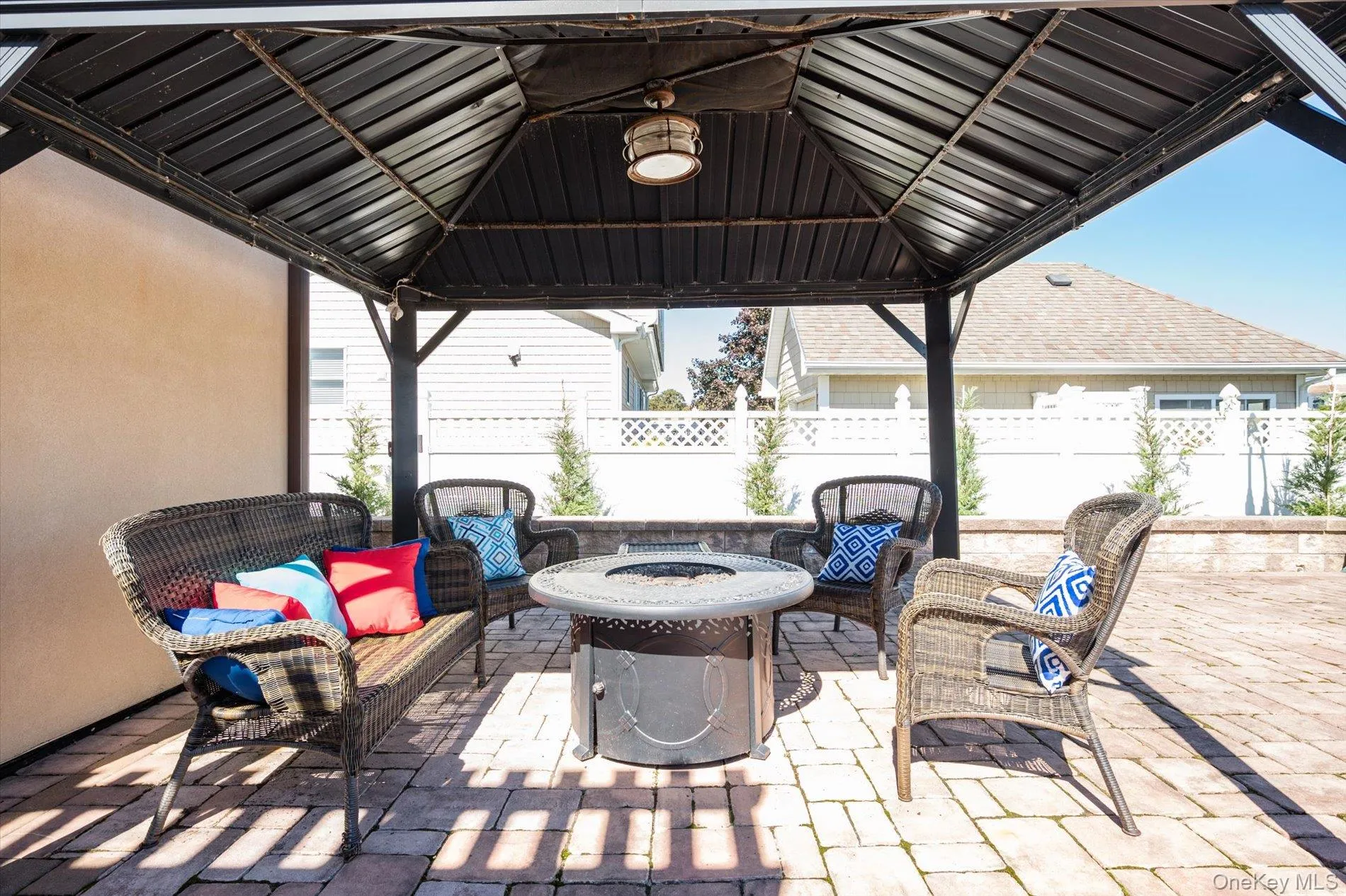 19 Marlin Road, Southampton, NY, 3 Bedrooms Bedrooms, 8 Rooms Rooms,2 BathroomsBathrooms,Residential,For Rent,Marlin,0,968885 19 Marlin Road, Southampton, NY, 3 Bedrooms Bedrooms, 8 Rooms Rooms,2 BathroomsBathrooms,Residential,For Rent,Marlin,0,968885