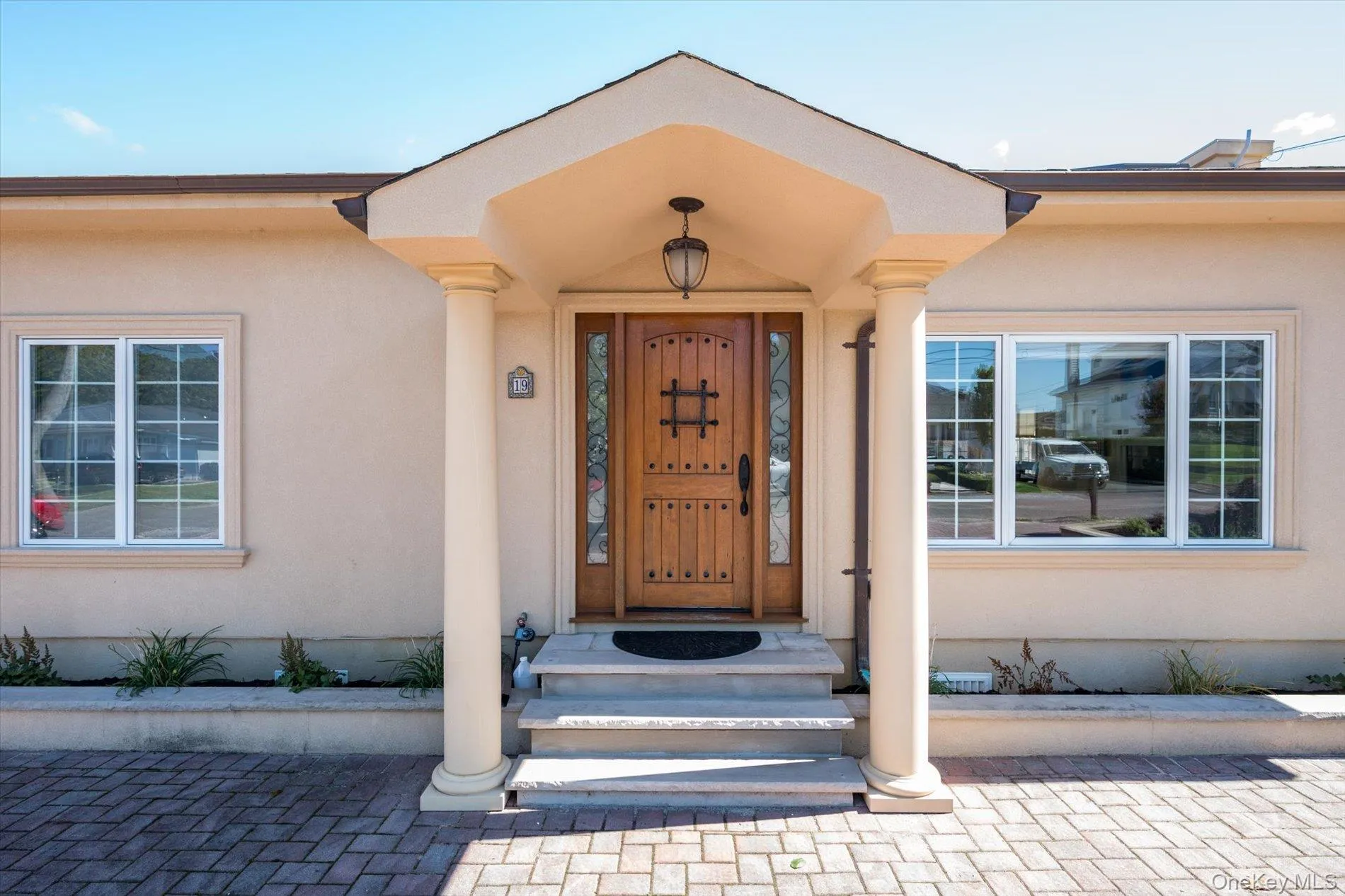 19 Marlin Road, Southampton, NY, 3 Bedrooms Bedrooms, 8 Rooms Rooms,2 BathroomsBathrooms,Residential,For Rent,Marlin,0,968885 19 Marlin Road, Southampton, NY, 3 Bedrooms Bedrooms, 8 Rooms Rooms,2 BathroomsBathrooms,Residential,For Rent,Marlin,0,968885