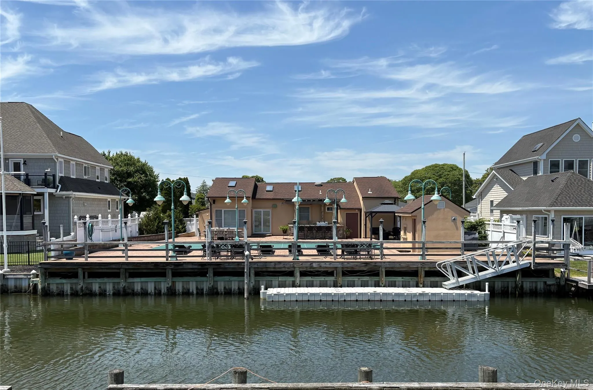 19 Marlin Road, Southampton, NY, 3 Bedrooms Bedrooms, 8 Rooms Rooms,2 BathroomsBathrooms,Residential,For Rent,Marlin,0,968885 19 Marlin Road, Southampton, NY, 3 Bedrooms Bedrooms, 8 Rooms Rooms,2 BathroomsBathrooms,Residential,For Rent,Marlin,0,968885