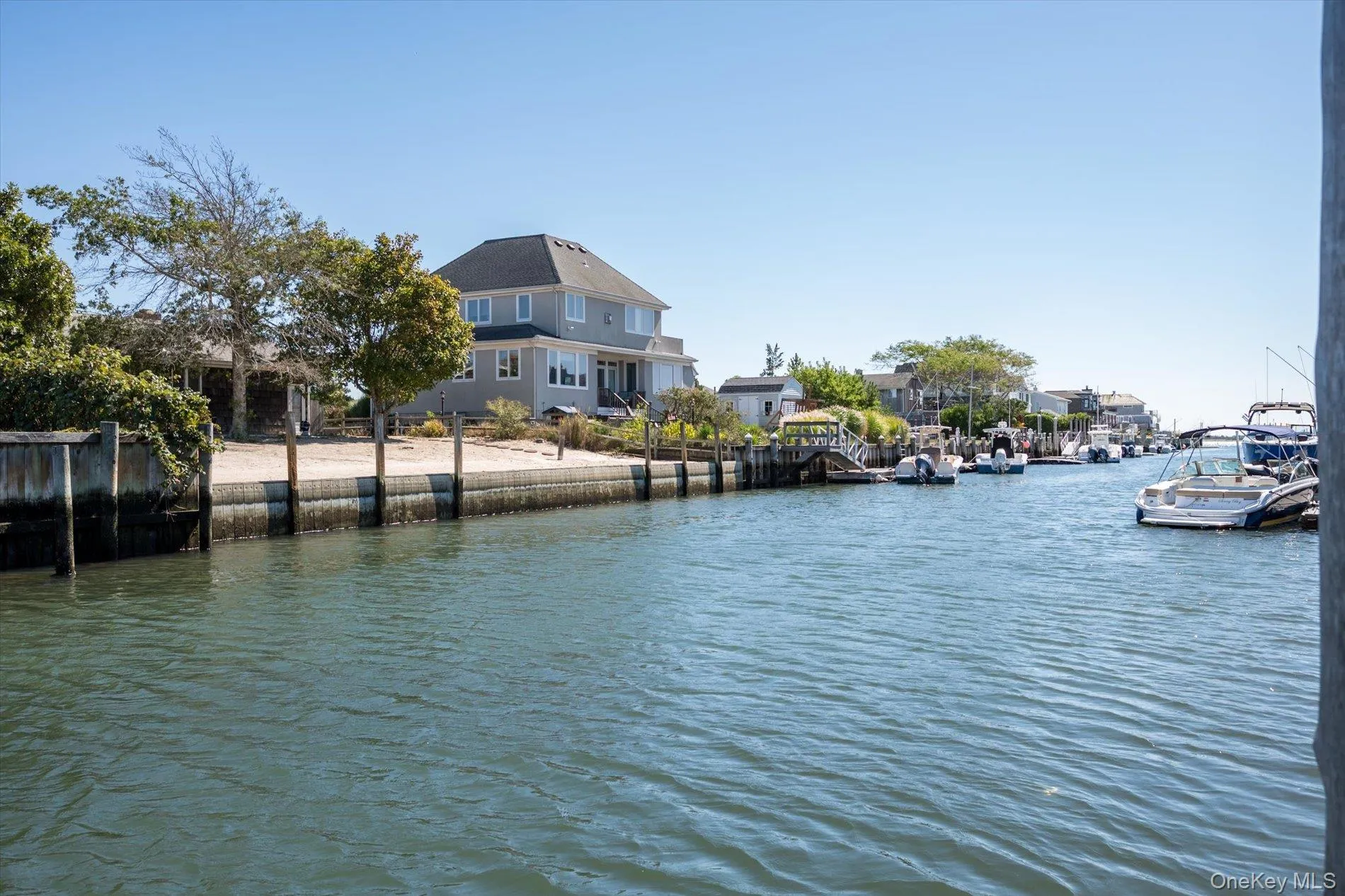 19 Marlin Road, Southampton, NY, 3 Bedrooms Bedrooms, 8 Rooms Rooms,2 BathroomsBathrooms,Residential,For Rent,Marlin,0,968885 19 Marlin Road, Southampton, NY, 3 Bedrooms Bedrooms, 8 Rooms Rooms,2 BathroomsBathrooms,Residential,For Rent,Marlin,0,968885