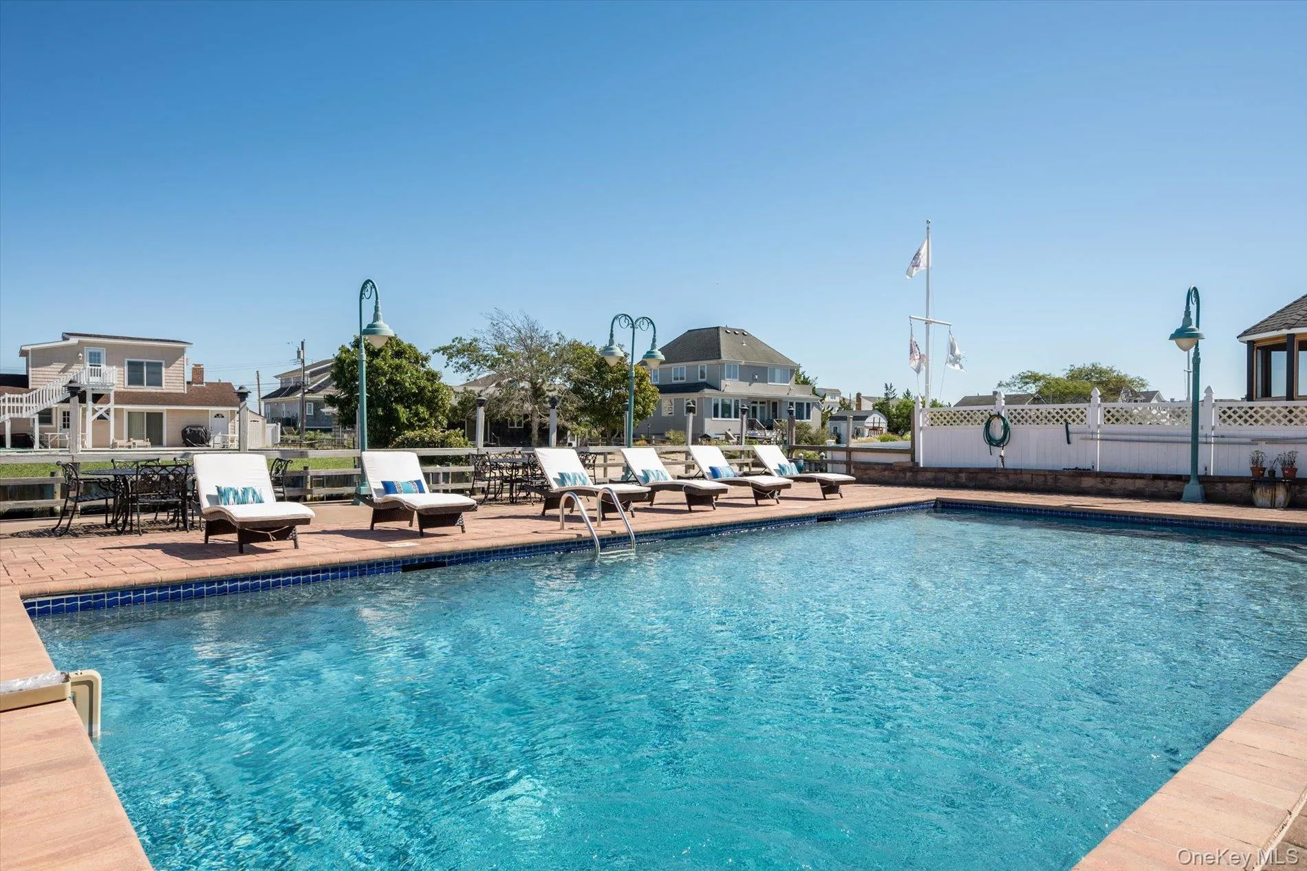 19 Marlin Road, Southampton, NY, 3 Bedrooms Bedrooms, 8 Rooms Rooms,2 BathroomsBathrooms,Residential,For Rent,Marlin,0,968885 19 Marlin Road, Southampton, NY, 3 Bedrooms Bedrooms, 8 Rooms Rooms,2 BathroomsBathrooms,Residential,For Rent,Marlin,0,968885