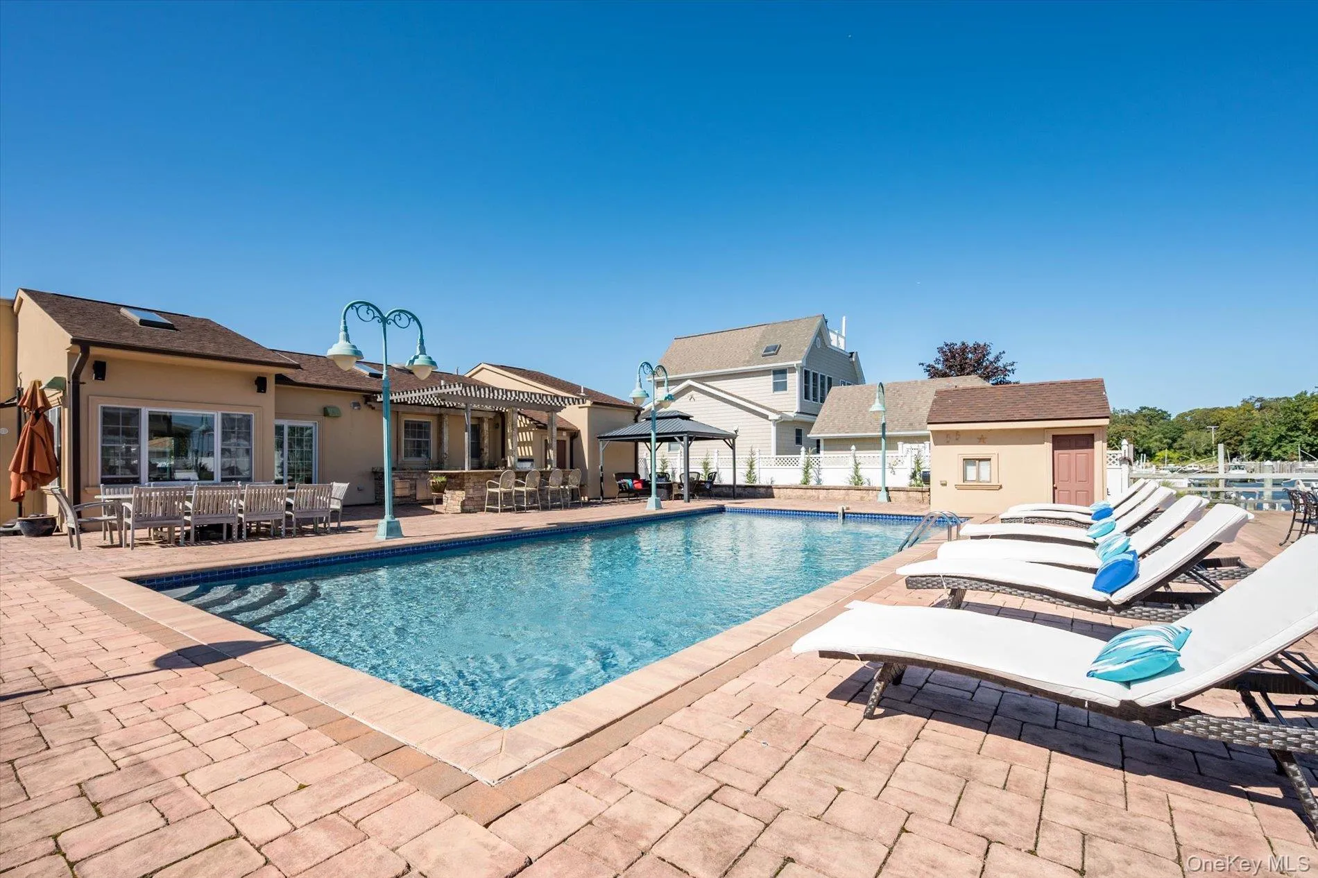 19 Marlin Road, Southampton, NY, 3 Bedrooms Bedrooms, 8 Rooms Rooms,2 BathroomsBathrooms,Residential,For Rent,Marlin,0,968885 19 Marlin Road, Southampton, NY, 3 Bedrooms Bedrooms, 8 Rooms Rooms,2 BathroomsBathrooms,Residential,For Rent,Marlin,0,968885