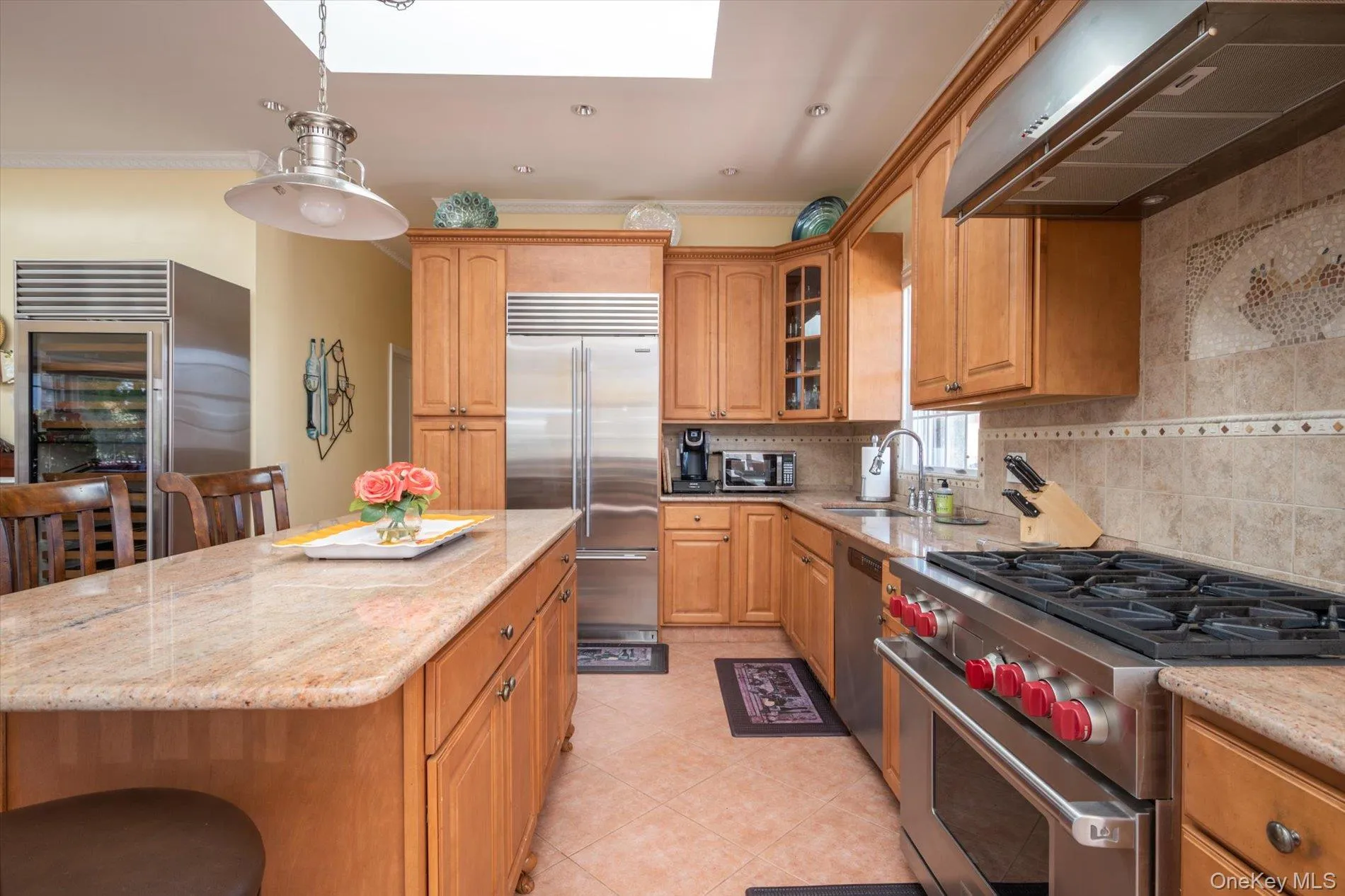 19 Marlin Road, Southampton, NY, 3 Bedrooms Bedrooms, 8 Rooms Rooms,2 BathroomsBathrooms,Residential,For Rent,Marlin,0,968885 19 Marlin Road, Southampton, NY, 3 Bedrooms Bedrooms, 8 Rooms Rooms,2 BathroomsBathrooms,Residential,For Rent,Marlin,0,968885