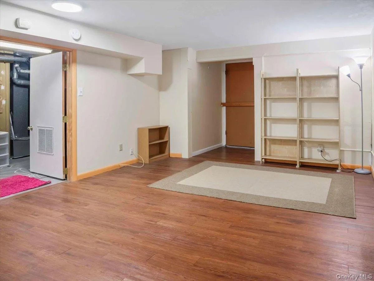 430 Somerset Drive, Orangetown, NY, 1 Bedroom Bedrooms, 4 Rooms Rooms,1 BathroomBathrooms,Residential Lease,For Rent,Somerset,0,968890 430 Somerset Drive, Orangetown, NY, 1 Bedroom Bedrooms, 4 Rooms Rooms,1 BathroomBathrooms,Residential Lease,For Rent,Somerset,0,968890