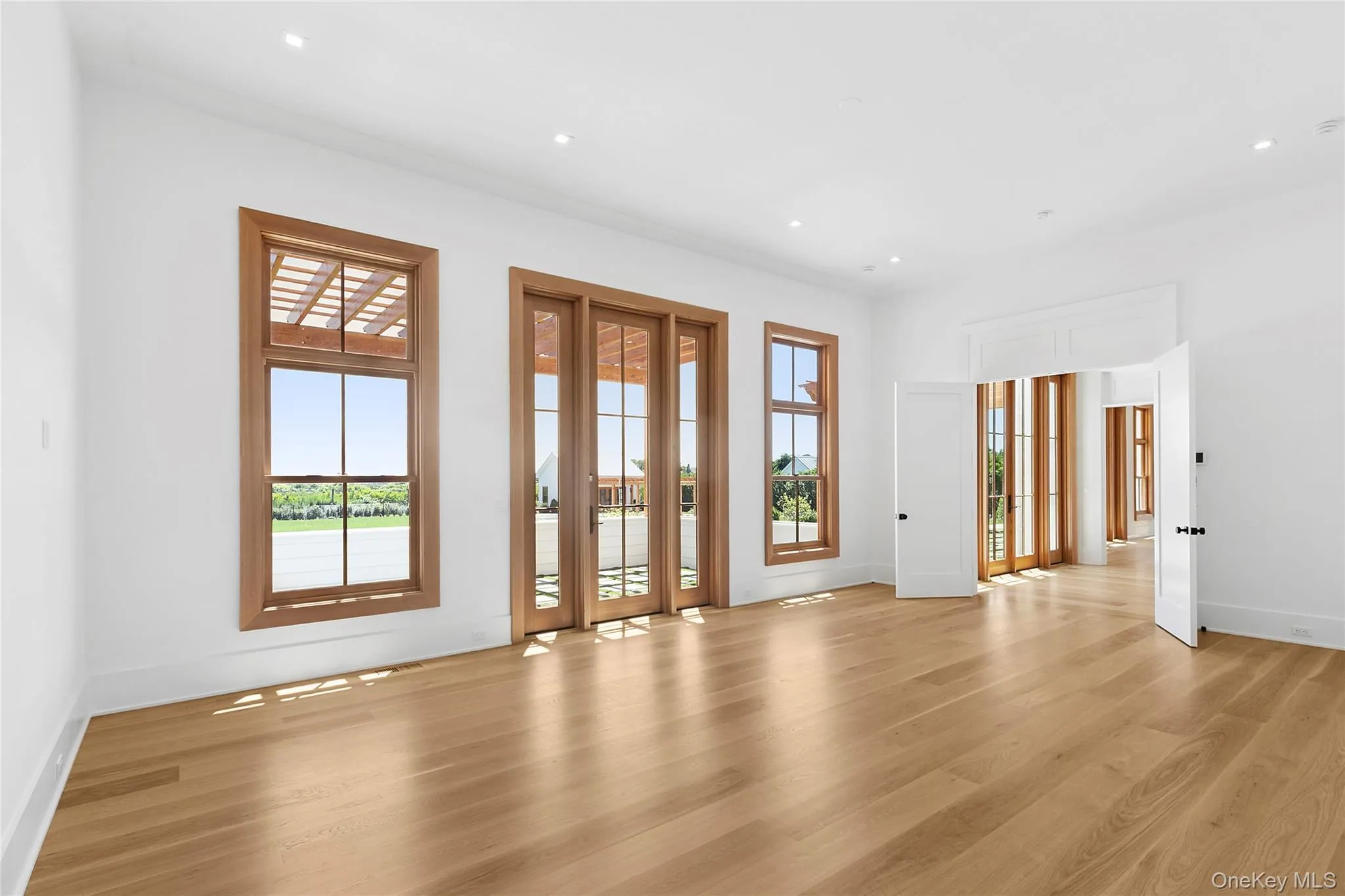 522 Wickapogue Road, Southampton, New York 11968