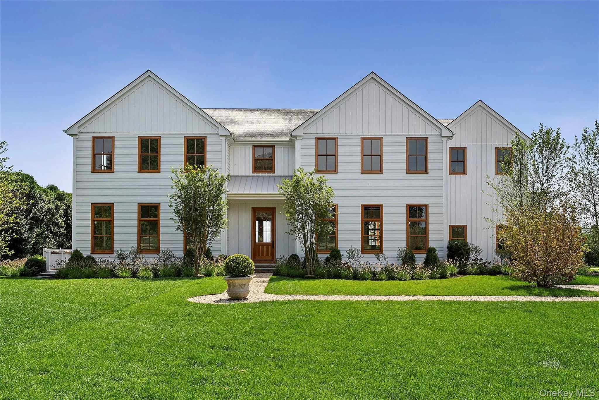 522 Wickapogue Road, Southampton, New York 11968
