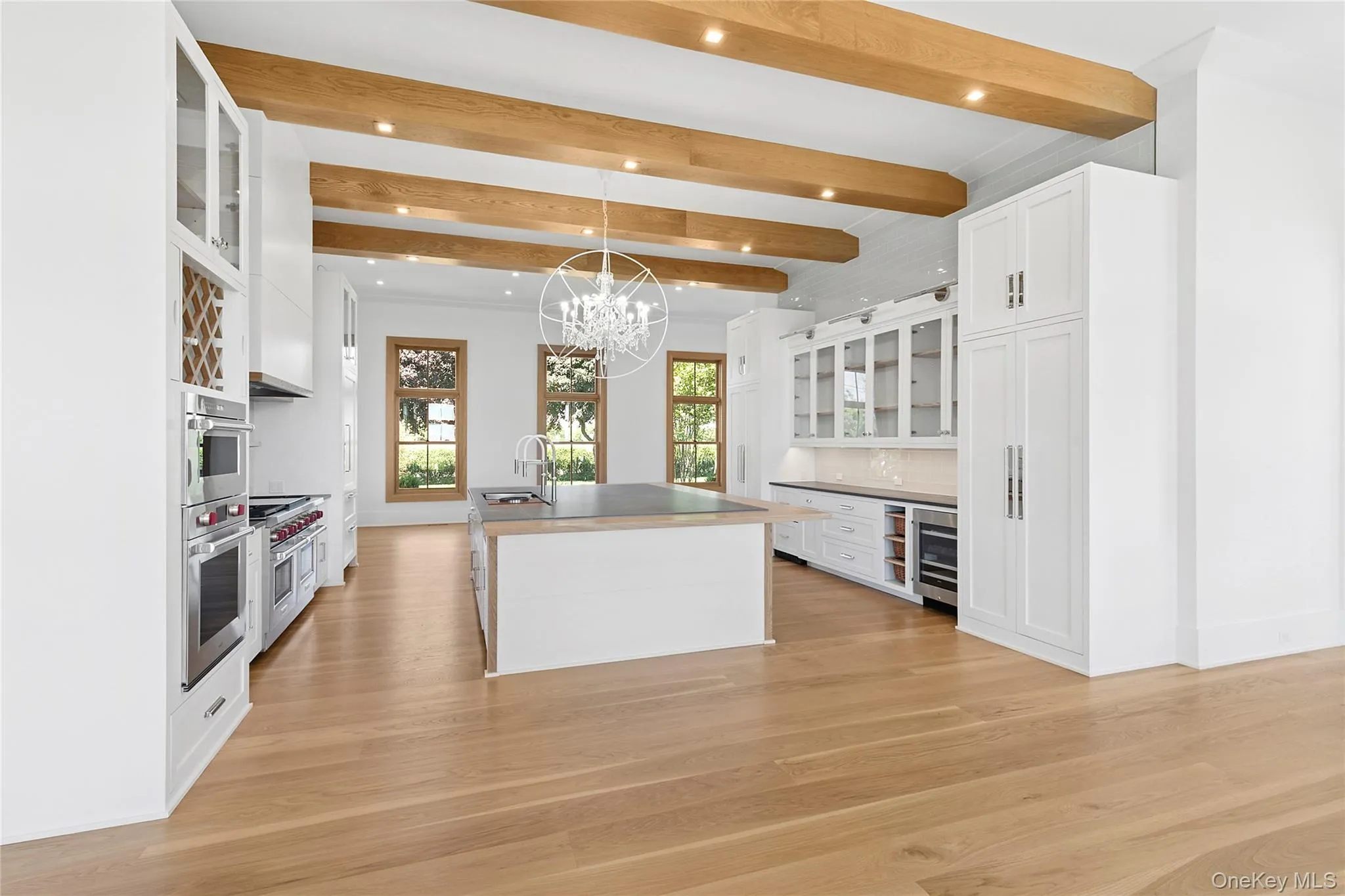 522 Wickapogue Road, Southampton, New York 11968
