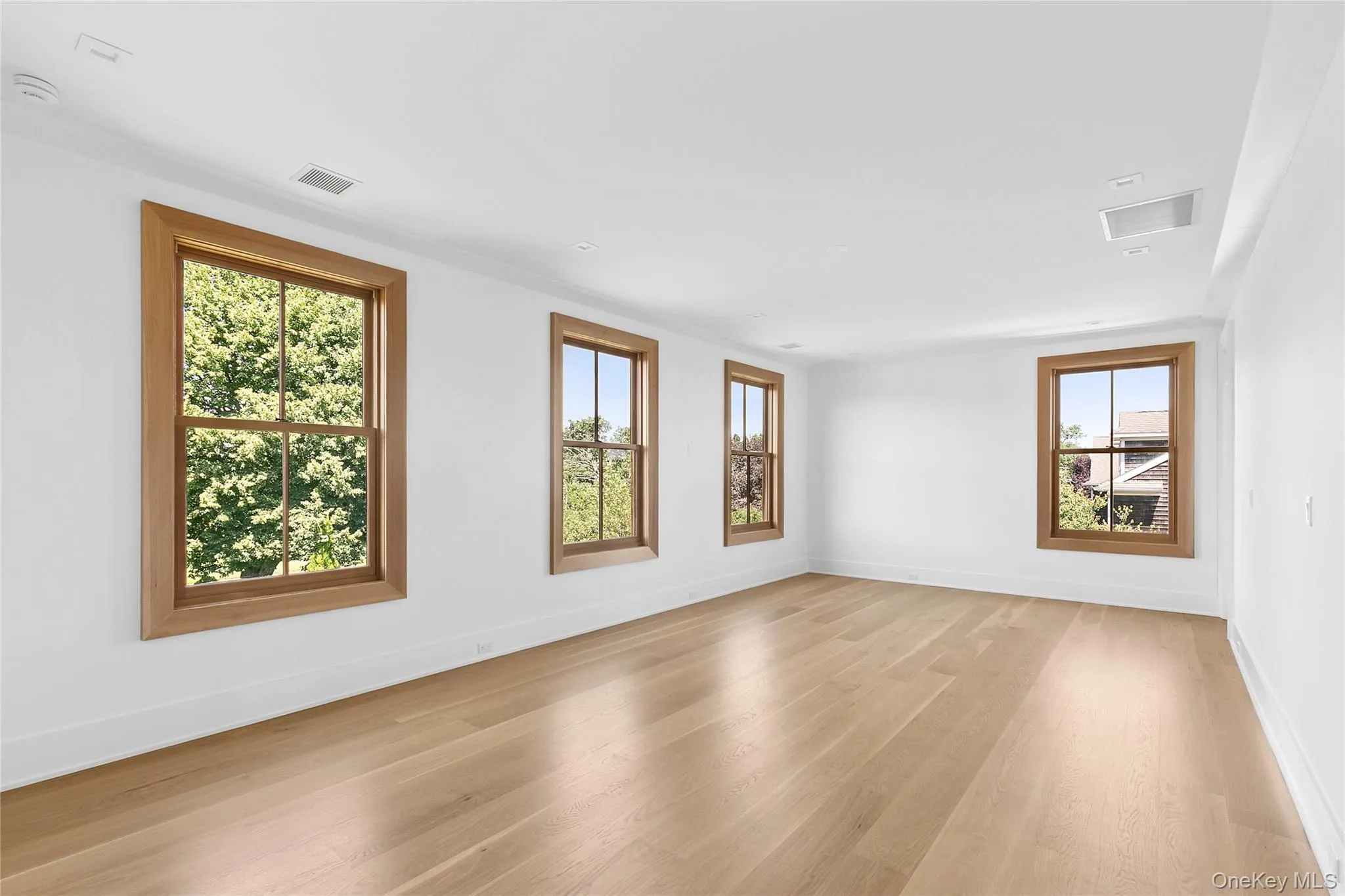 522 Wickapogue Road, Southampton, New York 11968