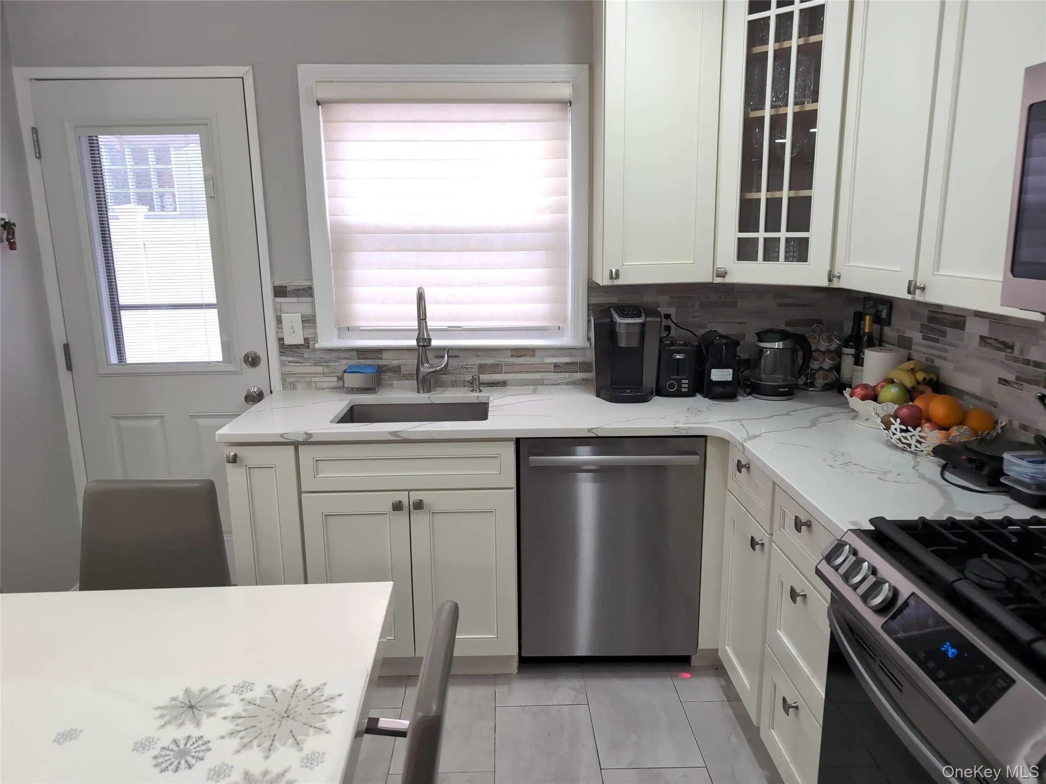 512 State Street, Long Beach, NY, 3 Bedrooms Bedrooms, 6 Rooms Rooms,2 BathroomsBathrooms,Residential Lease,For Rent,State,0,968899 512 State Street, Long Beach, NY, 3 Bedrooms Bedrooms, 6 Rooms Rooms,2 BathroomsBathrooms,Residential Lease,For Rent,State,0,968899