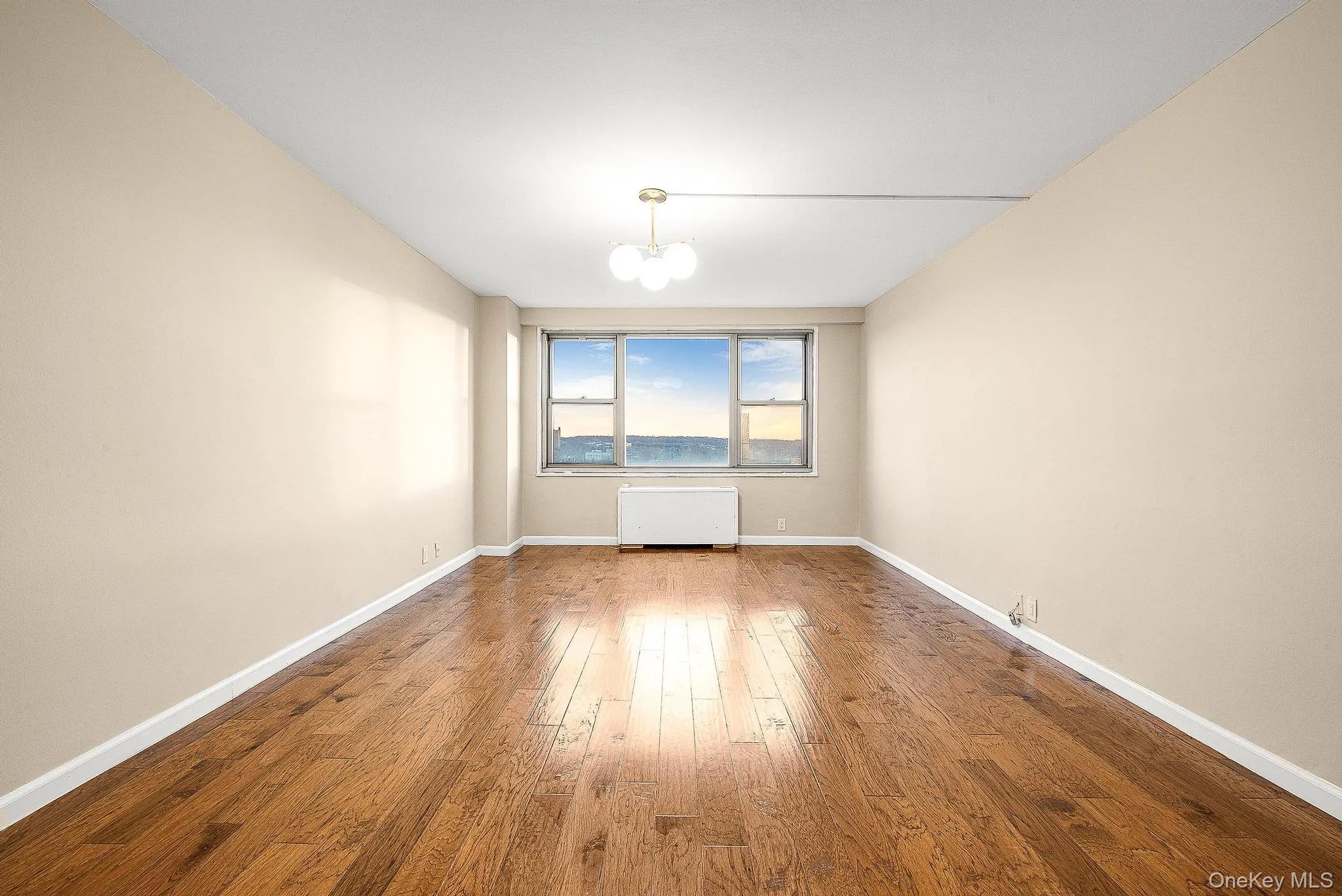 70-25 Yellowstone Boulevard, New York, NY, 1 Bedroom Bedrooms, 3 Rooms Rooms,1 BathroomBathrooms,Residential,For Rent,Yellowstone,0,968910 70-25 Yellowstone Boulevard, New York, NY, 1 Bedroom Bedrooms, 3 Rooms Rooms,1 BathroomBathrooms,Residential,For Rent,Yellowstone,0,968910