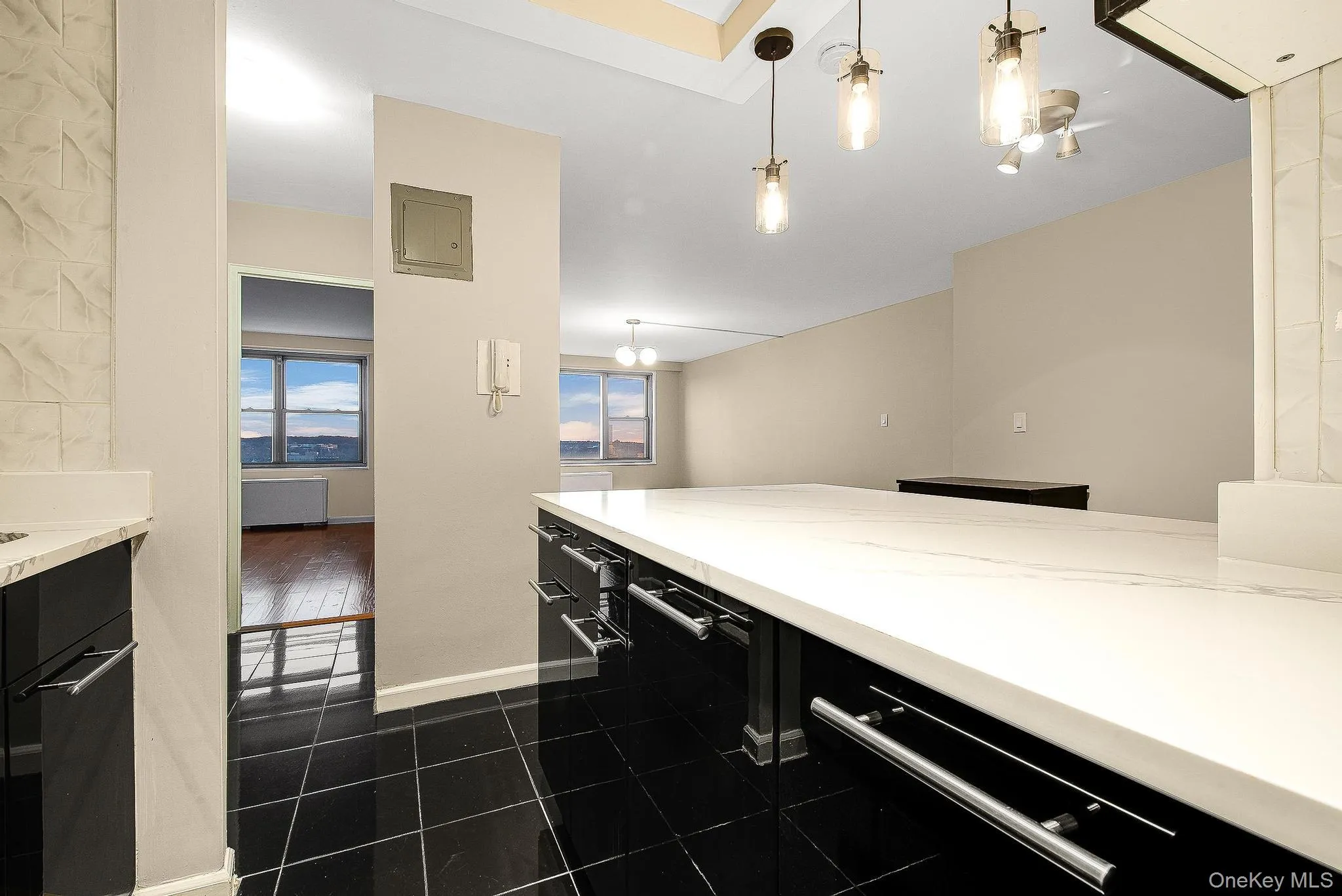 70-25 Yellowstone Boulevard, New York, NY, 1 Bedroom Bedrooms, 3 Rooms Rooms,1 BathroomBathrooms,Residential,For Rent,Yellowstone,0,968910 70-25 Yellowstone Boulevard, New York, NY, 1 Bedroom Bedrooms, 3 Rooms Rooms,1 BathroomBathrooms,Residential,For Rent,Yellowstone,0,968910