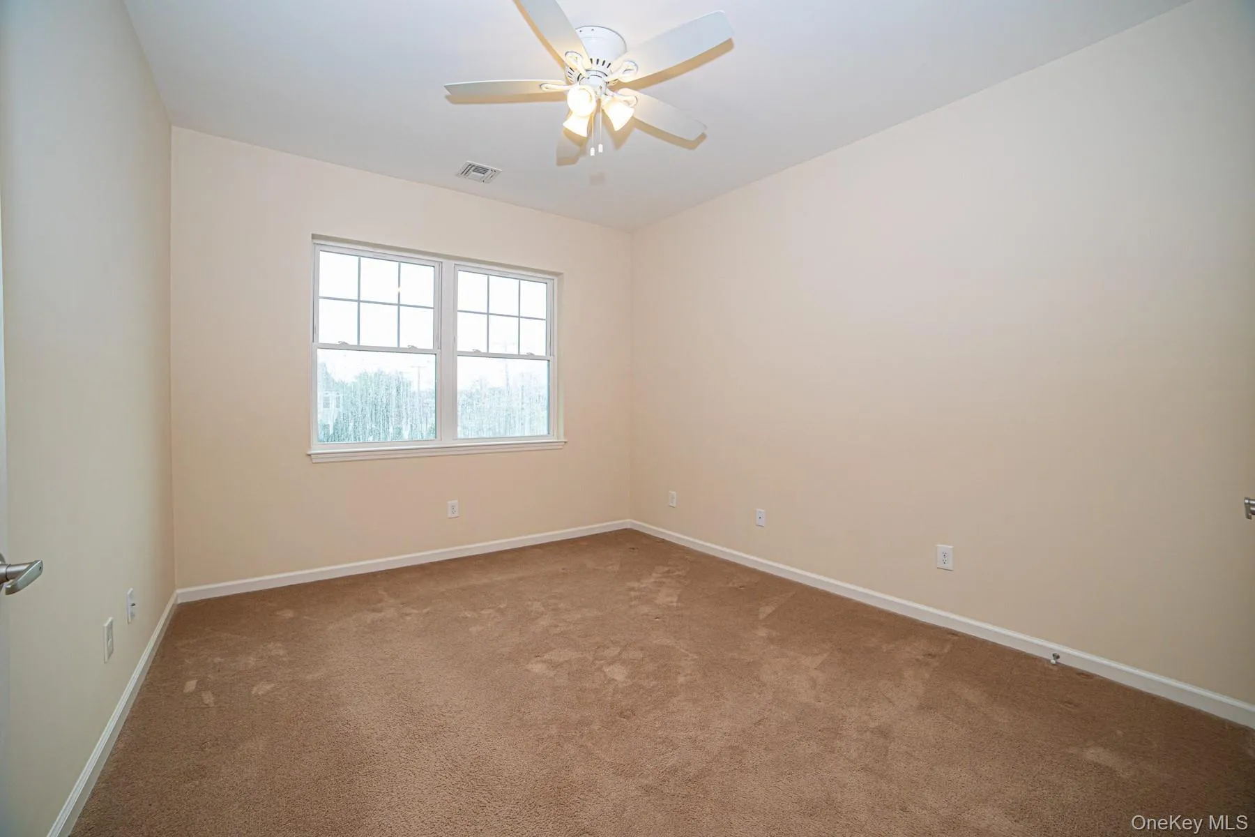 6 Sophia Court, Babylon, NY, 2 Bedrooms Bedrooms, 5 Rooms Rooms,2 BathroomsBathrooms,Residential Lease,For Rent,Sophia Court,0,968946 6 Sophia Court, Babylon, NY, 2 Bedrooms Bedrooms, 5 Rooms Rooms,2 BathroomsBathrooms,Residential Lease,For Rent,Sophia Court,0,968946