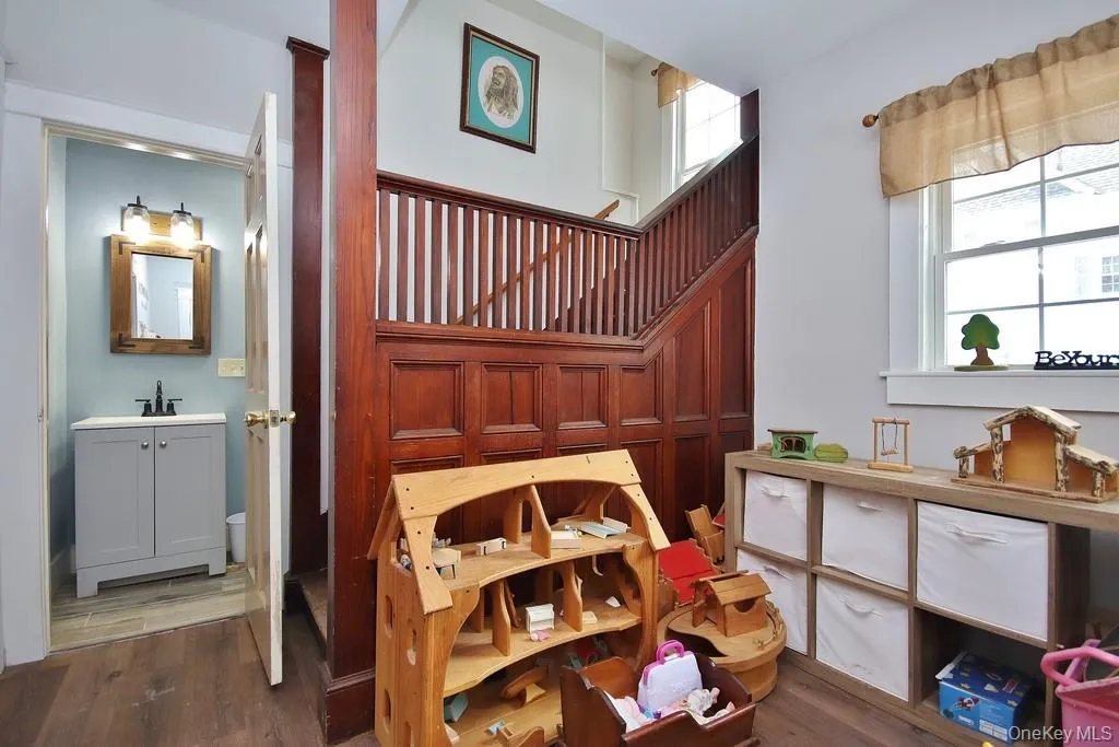 53 Yorktown Road, Rockland, NY, 4 Bedrooms Bedrooms, 10 Rooms Rooms,1 BathroomBathrooms,Residential,For Rent,Yorktown,0,968950 53 Yorktown Road, Rockland, NY, 4 Bedrooms Bedrooms, 10 Rooms Rooms,1 BathroomBathrooms,Residential,For Rent,Yorktown,0,968950