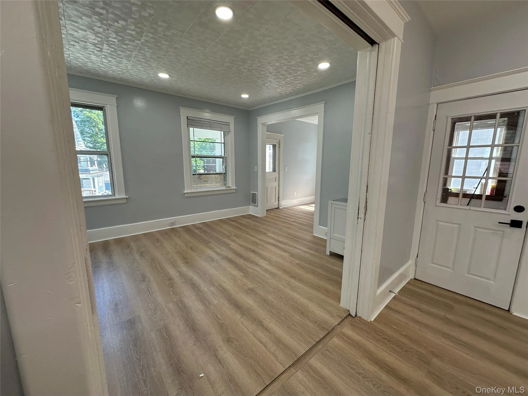 15 Forbus Street, Poughkeepsie, NY, 3 Bedrooms Bedrooms, 6 Rooms Rooms,1 BathroomBathrooms,Residential Lease,For Rent,Forbus,0,968957 15 Forbus Street, Poughkeepsie, NY, 3 Bedrooms Bedrooms, 6 Rooms Rooms,1 BathroomBathrooms,Residential Lease,For Rent,Forbus,0,968957