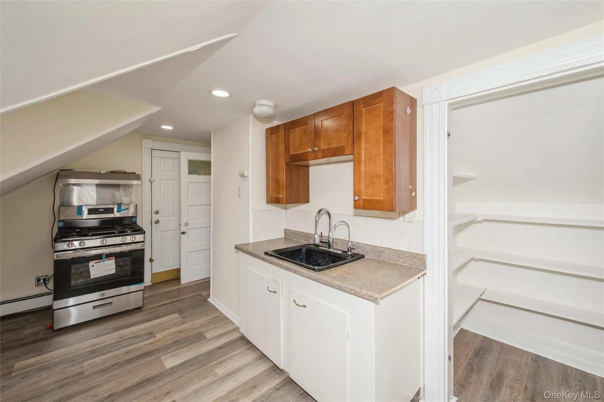 36 Tyler Avenue, Islip, NY, 2 Bedrooms Bedrooms, 4 Rooms Rooms,1 BathroomBathrooms,Residential Lease,For Rent,Tyler,0,968958 36 Tyler Avenue, Islip, NY, 2 Bedrooms Bedrooms, 4 Rooms Rooms,1 BathroomBathrooms,Residential Lease,For Rent,Tyler,0,968958