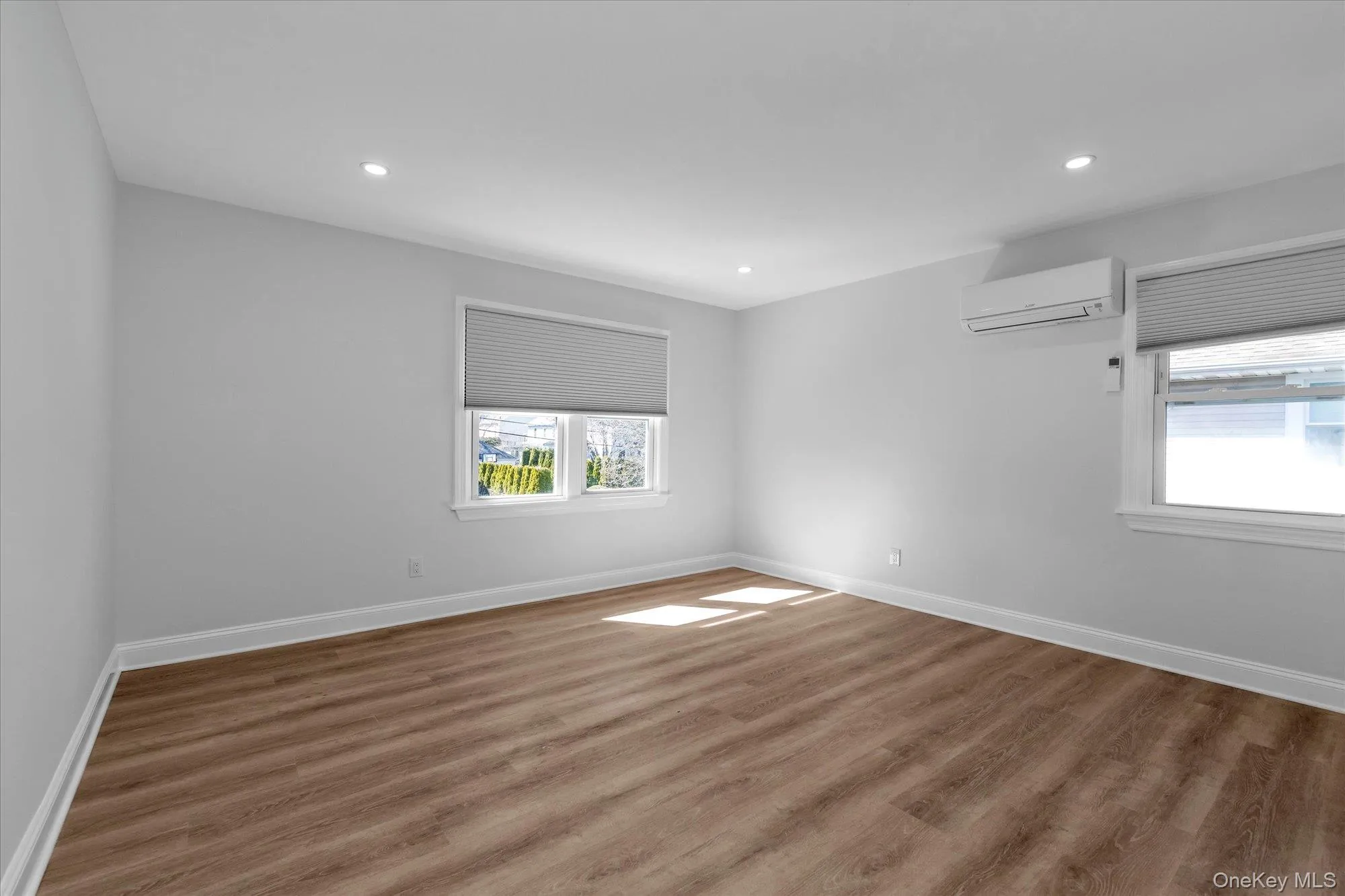 71 Haven Avenue, North Hempstead, NY, 3 Bedrooms Bedrooms, 5 Rooms Rooms,2 BathroomsBathrooms,Residential Lease,For Rent,Haven,0,968960 71 Haven Avenue, North Hempstead, NY, 3 Bedrooms Bedrooms, 5 Rooms Rooms,2 BathroomsBathrooms,Residential Lease,For Rent,Haven,0,968960