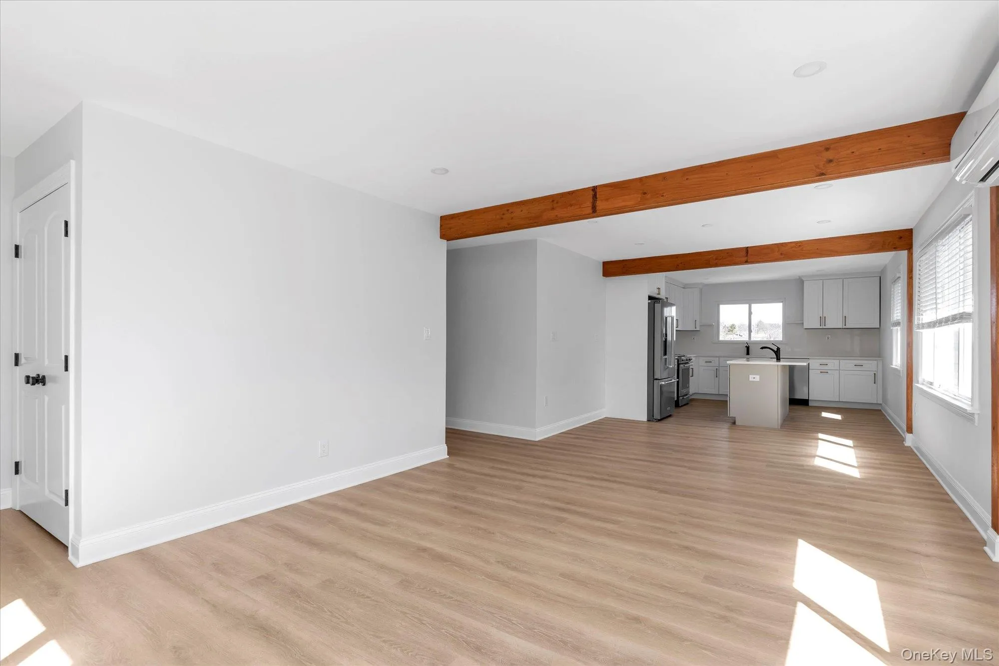 71 Haven Avenue, North Hempstead, NY, 3 Bedrooms Bedrooms, 5 Rooms Rooms,2 BathroomsBathrooms,Residential Lease,For Rent,Haven,0,968960 71 Haven Avenue, North Hempstead, NY, 3 Bedrooms Bedrooms, 5 Rooms Rooms,2 BathroomsBathrooms,Residential Lease,For Rent,Haven,0,968960