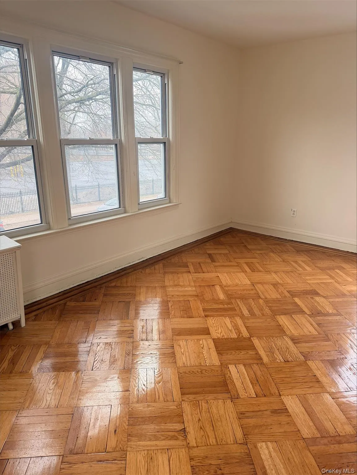 173-32 82nd Avenue, New York, NY, 1 Bedroom Bedrooms, 4 Rooms Rooms,1 BathroomBathrooms,Residential Lease,For Rent,82nd,0,968963 173-32 82nd Avenue, New York, NY, 1 Bedroom Bedrooms, 4 Rooms Rooms,1 BathroomBathrooms,Residential Lease,For Rent,82nd,0,968963