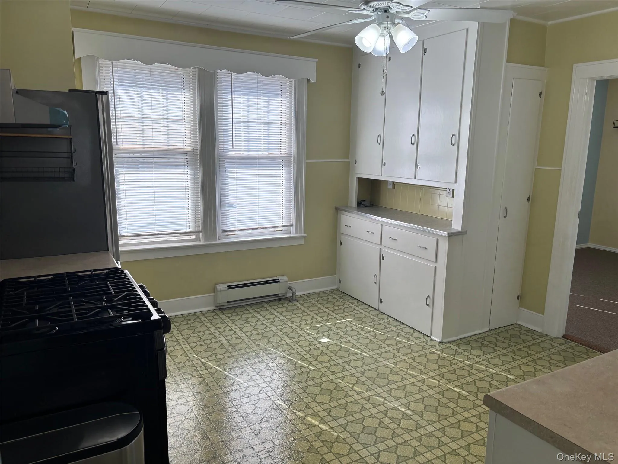 612 College Place, New York, NY, 2 Bedrooms Bedrooms, 6 Rooms Rooms,1 BathroomBathrooms,Residential Lease,For Rent,College,0,968968 612 College Place, New York, NY, 2 Bedrooms Bedrooms, 6 Rooms Rooms,1 BathroomBathrooms,Residential Lease,For Rent,College,0,968968