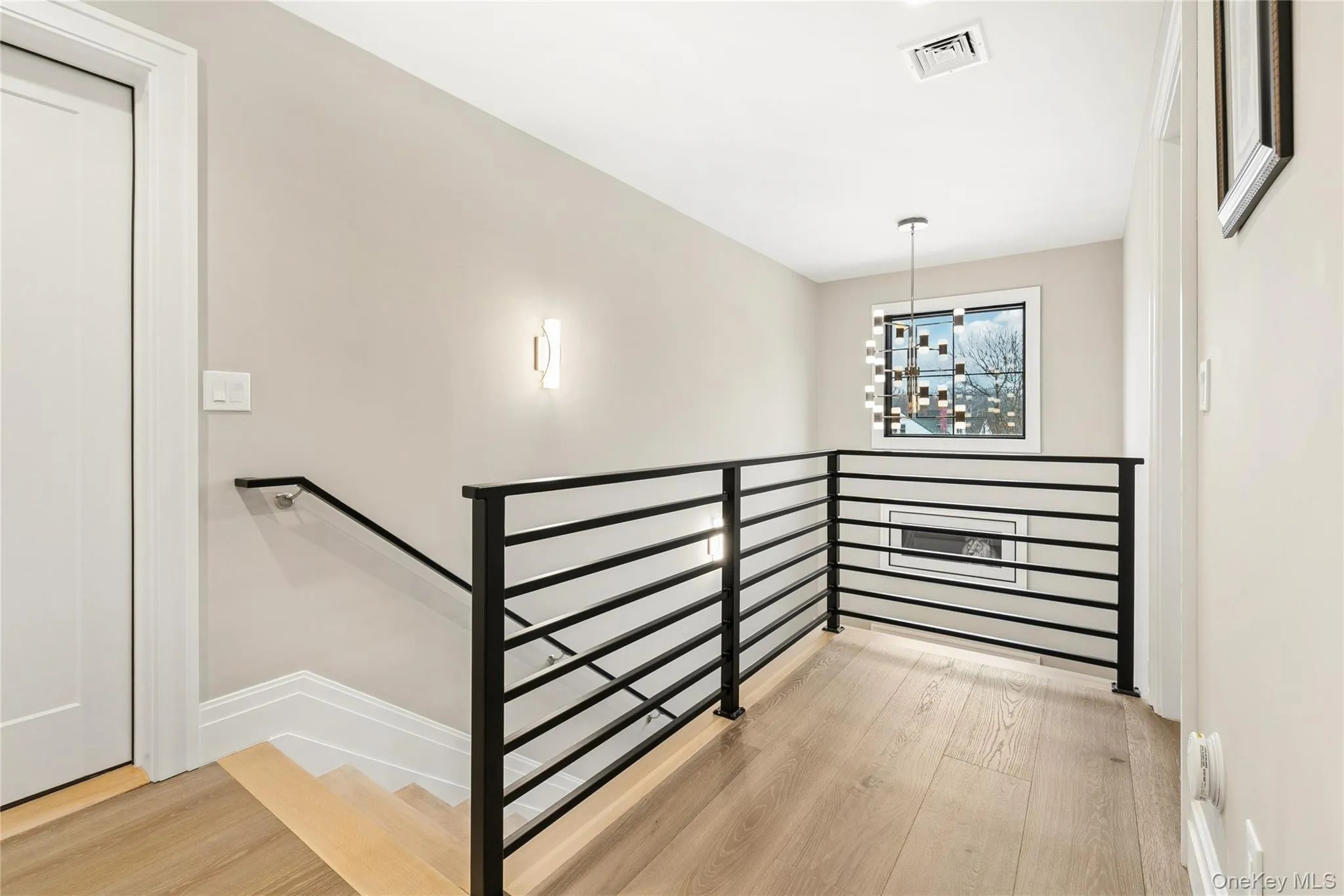 55 Phillips Avenue, Southampton, NY, 3 Bedrooms Bedrooms, 6 Rooms Rooms,2 BathroomsBathrooms,Residential Lease,For Rent,Phillips,0,968984 55 Phillips Avenue, Southampton, NY, 3 Bedrooms Bedrooms, 6 Rooms Rooms,2 BathroomsBathrooms,Residential Lease,For Rent,Phillips,0,968984