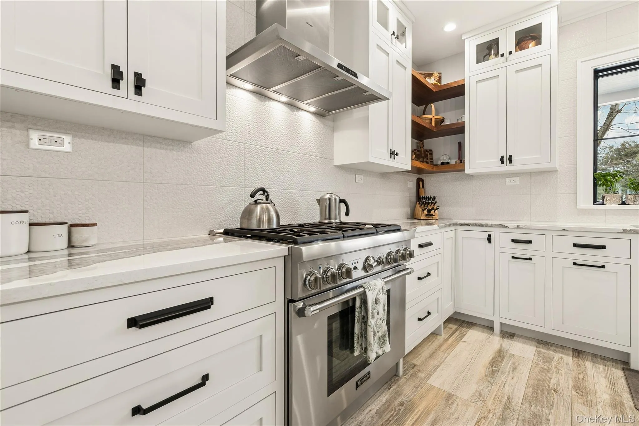55 Phillips Avenue, Southampton, NY, 3 Bedrooms Bedrooms, 6 Rooms Rooms,2 BathroomsBathrooms,Residential Lease,For Rent,Phillips,0,968984 55 Phillips Avenue, Southampton, NY, 3 Bedrooms Bedrooms, 6 Rooms Rooms,2 BathroomsBathrooms,Residential Lease,For Rent,Phillips,0,968984