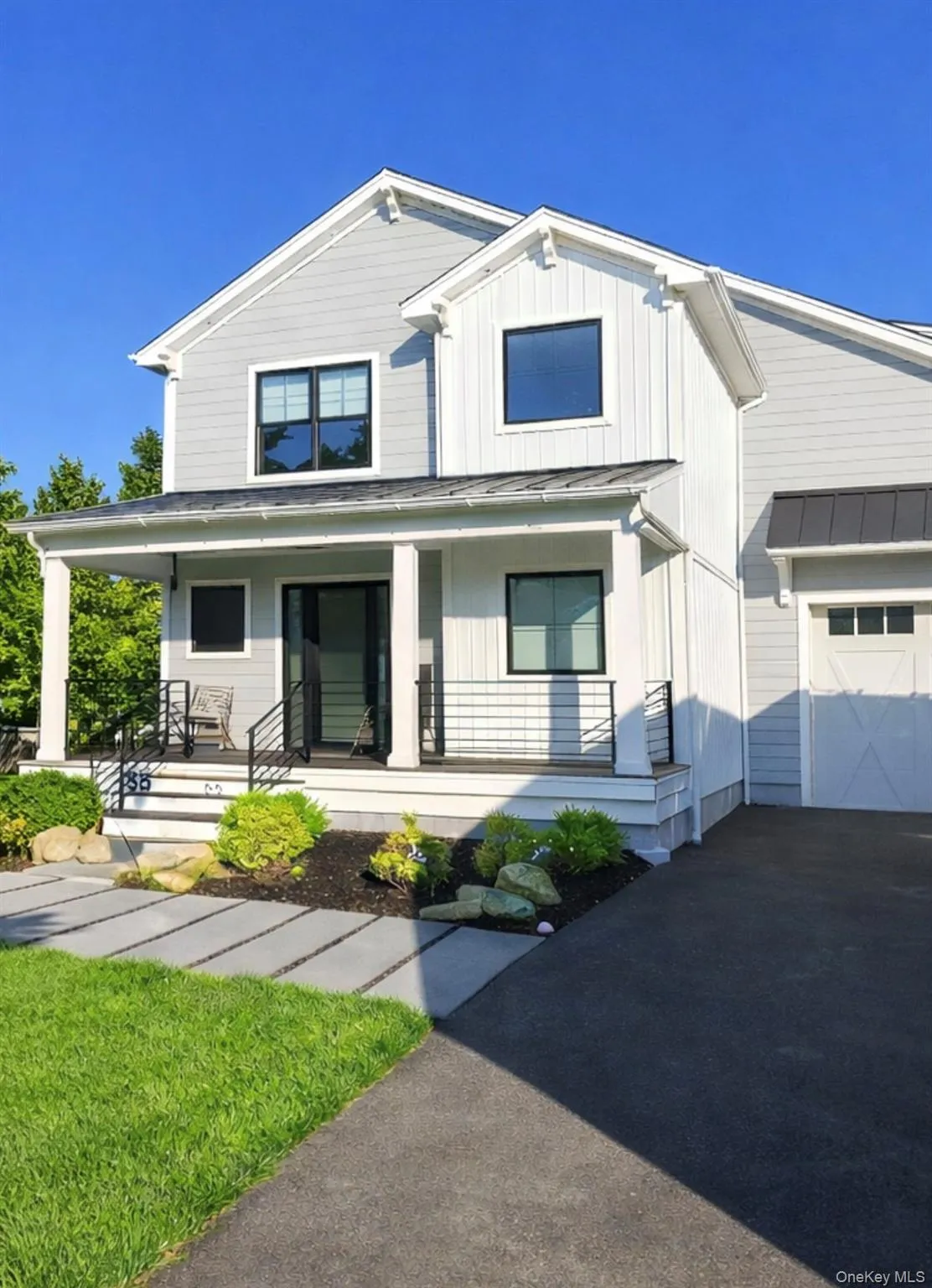 55 Phillips Avenue, Southampton, NY, 3 Bedrooms Bedrooms, 6 Rooms Rooms,2 BathroomsBathrooms,Residential Lease,For Rent,Phillips,0,968984 55 Phillips Avenue, Southampton, NY, 3 Bedrooms Bedrooms, 6 Rooms Rooms,2 BathroomsBathrooms,Residential Lease,For Rent,Phillips,0,968984