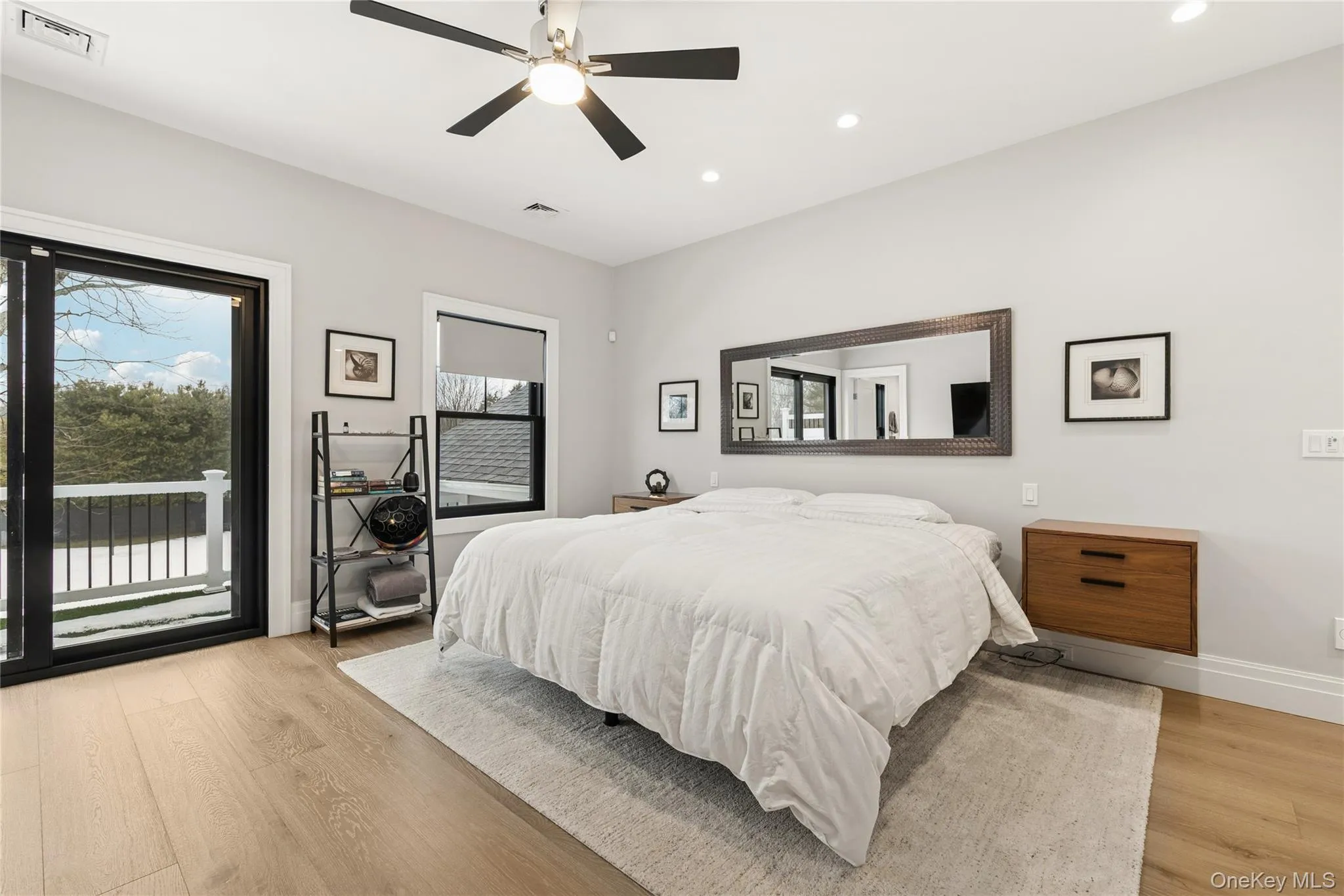 55 Phillips Avenue, Southampton, NY, 3 Bedrooms Bedrooms, 6 Rooms Rooms,2 BathroomsBathrooms,Residential Lease,For Rent,Phillips,0,968984 55 Phillips Avenue, Southampton, NY, 3 Bedrooms Bedrooms, 6 Rooms Rooms,2 BathroomsBathrooms,Residential Lease,For Rent,Phillips,0,968984