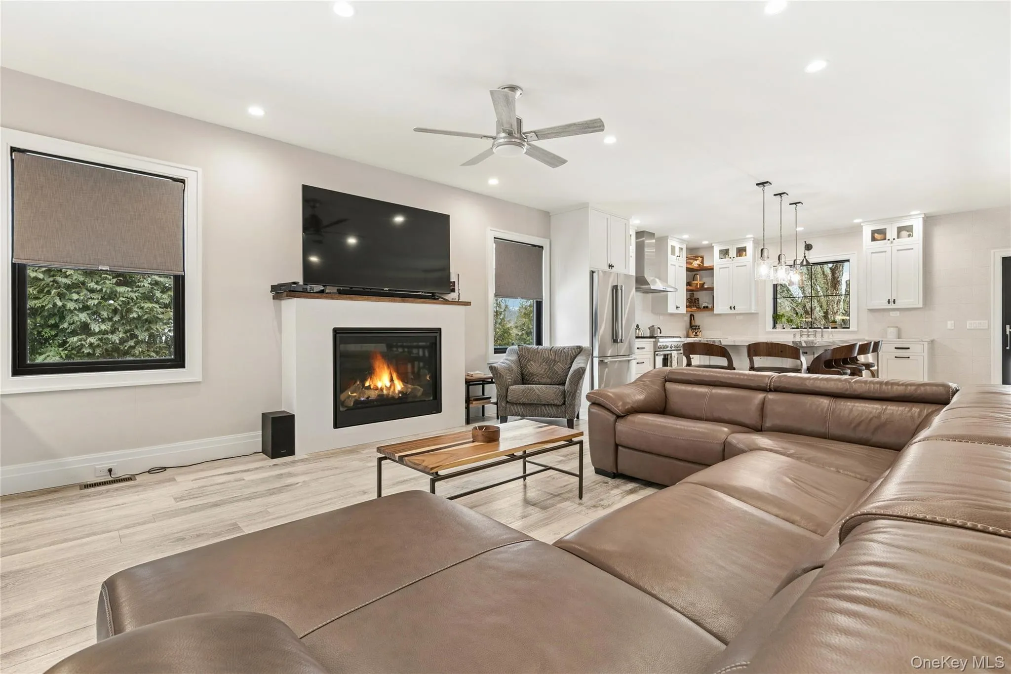 55 Phillips Avenue, Southampton, NY, 3 Bedrooms Bedrooms, 6 Rooms Rooms,2 BathroomsBathrooms,Residential Lease,For Rent,Phillips,0,968984 55 Phillips Avenue, Southampton, NY, 3 Bedrooms Bedrooms, 6 Rooms Rooms,2 BathroomsBathrooms,Residential Lease,For Rent,Phillips,0,968984