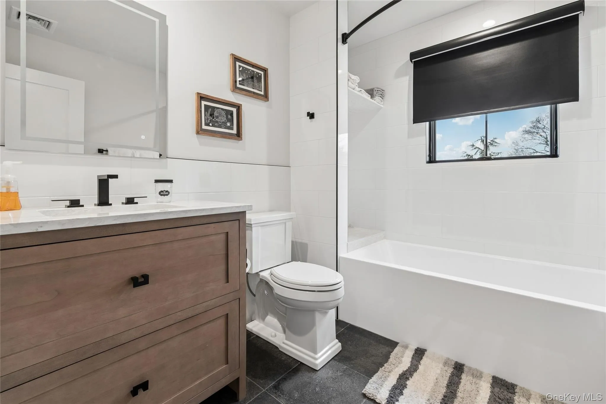 55 Phillips Avenue, Southampton, NY, 3 Bedrooms Bedrooms, 6 Rooms Rooms,2 BathroomsBathrooms,Residential Lease,For Rent,Phillips,0,968984 55 Phillips Avenue, Southampton, NY, 3 Bedrooms Bedrooms, 6 Rooms Rooms,2 BathroomsBathrooms,Residential Lease,For Rent,Phillips,0,968984