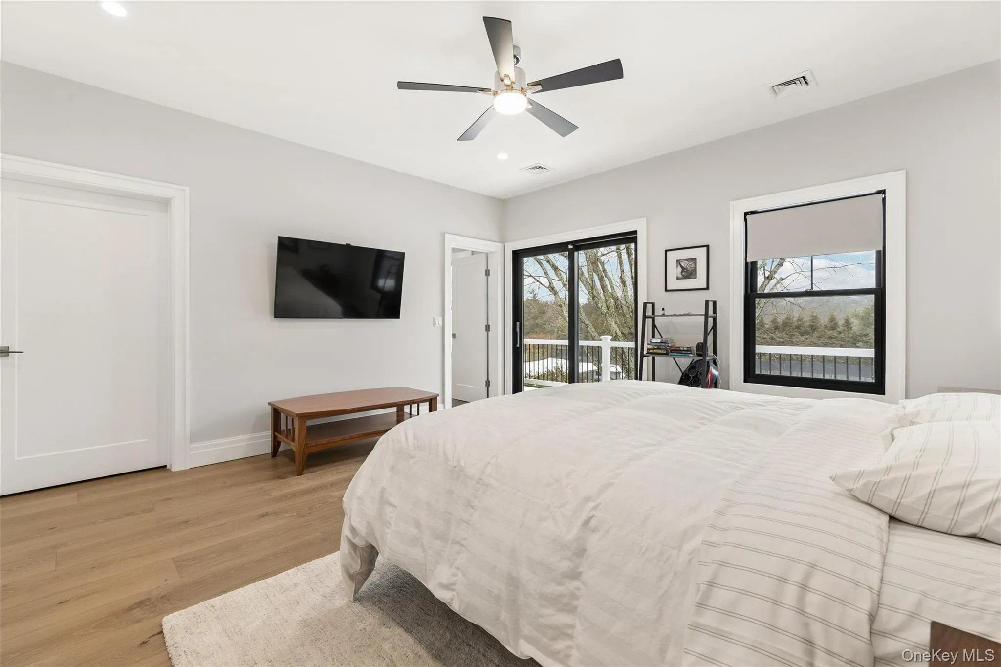 55 Phillips Avenue, Southampton, NY, 3 Bedrooms Bedrooms, 6 Rooms Rooms,2 BathroomsBathrooms,Residential Lease,For Rent,Phillips,0,968984 55 Phillips Avenue, Southampton, NY, 3 Bedrooms Bedrooms, 6 Rooms Rooms,2 BathroomsBathrooms,Residential Lease,For Rent,Phillips,0,968984