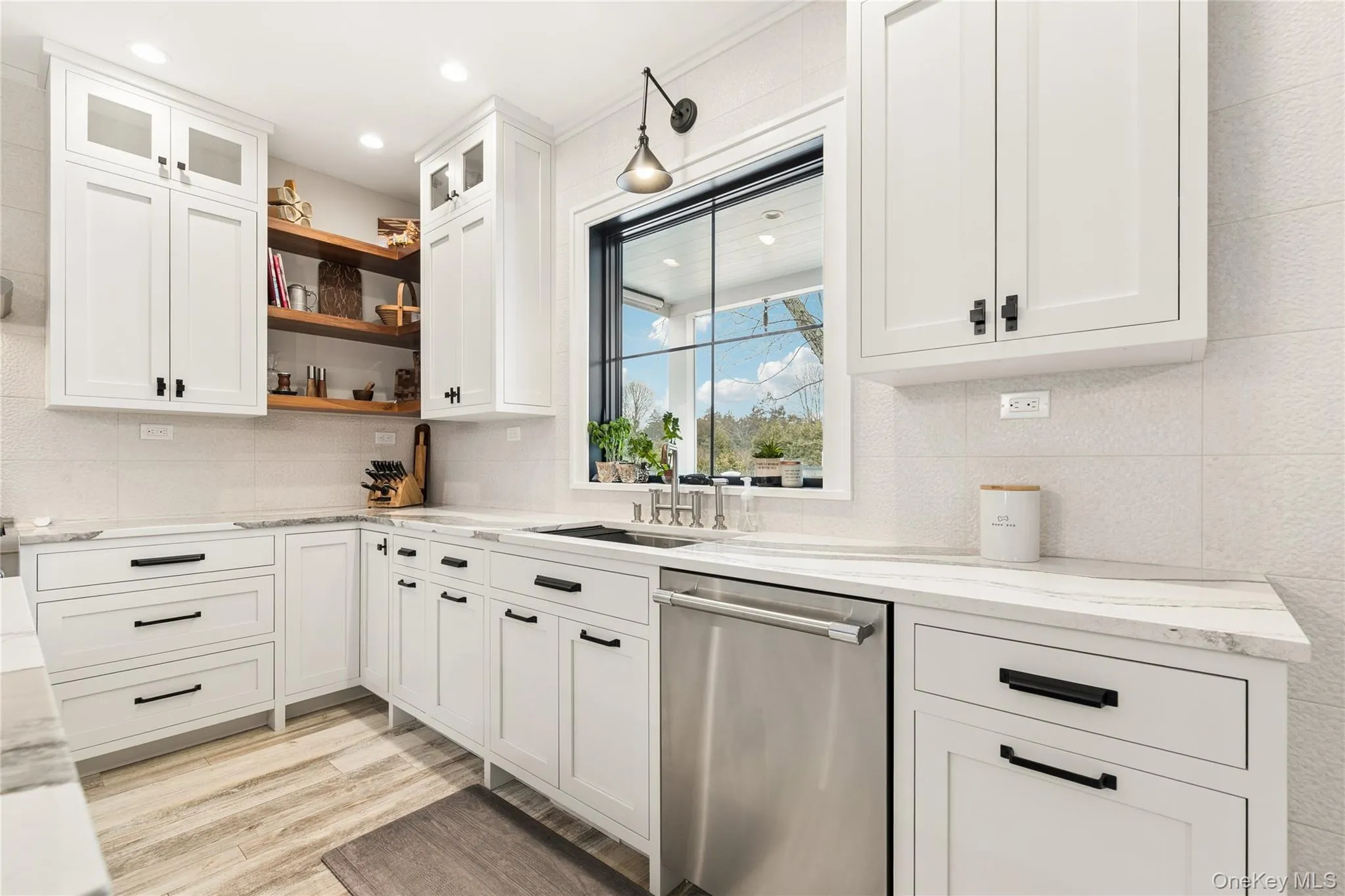 55 Phillips Avenue, Southampton, NY, 3 Bedrooms Bedrooms, 6 Rooms Rooms,2 BathroomsBathrooms,Residential Lease,For Rent,Phillips,0,968984 55 Phillips Avenue, Southampton, NY, 3 Bedrooms Bedrooms, 6 Rooms Rooms,2 BathroomsBathrooms,Residential Lease,For Rent,Phillips,0,968984