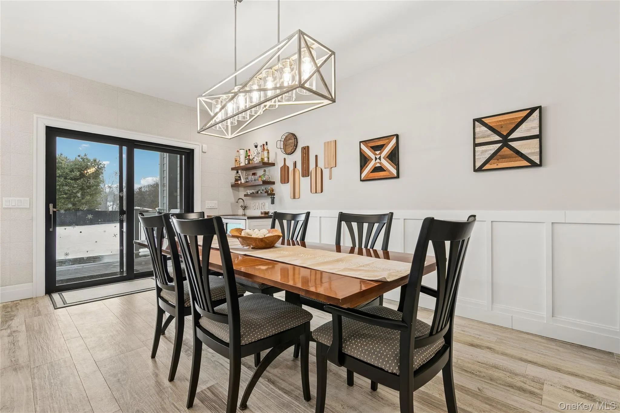 55 Phillips Avenue, Southampton, NY, 3 Bedrooms Bedrooms, 6 Rooms Rooms,2 BathroomsBathrooms,Residential Lease,For Rent,Phillips,0,968984 55 Phillips Avenue, Southampton, NY, 3 Bedrooms Bedrooms, 6 Rooms Rooms,2 BathroomsBathrooms,Residential Lease,For Rent,Phillips,0,968984